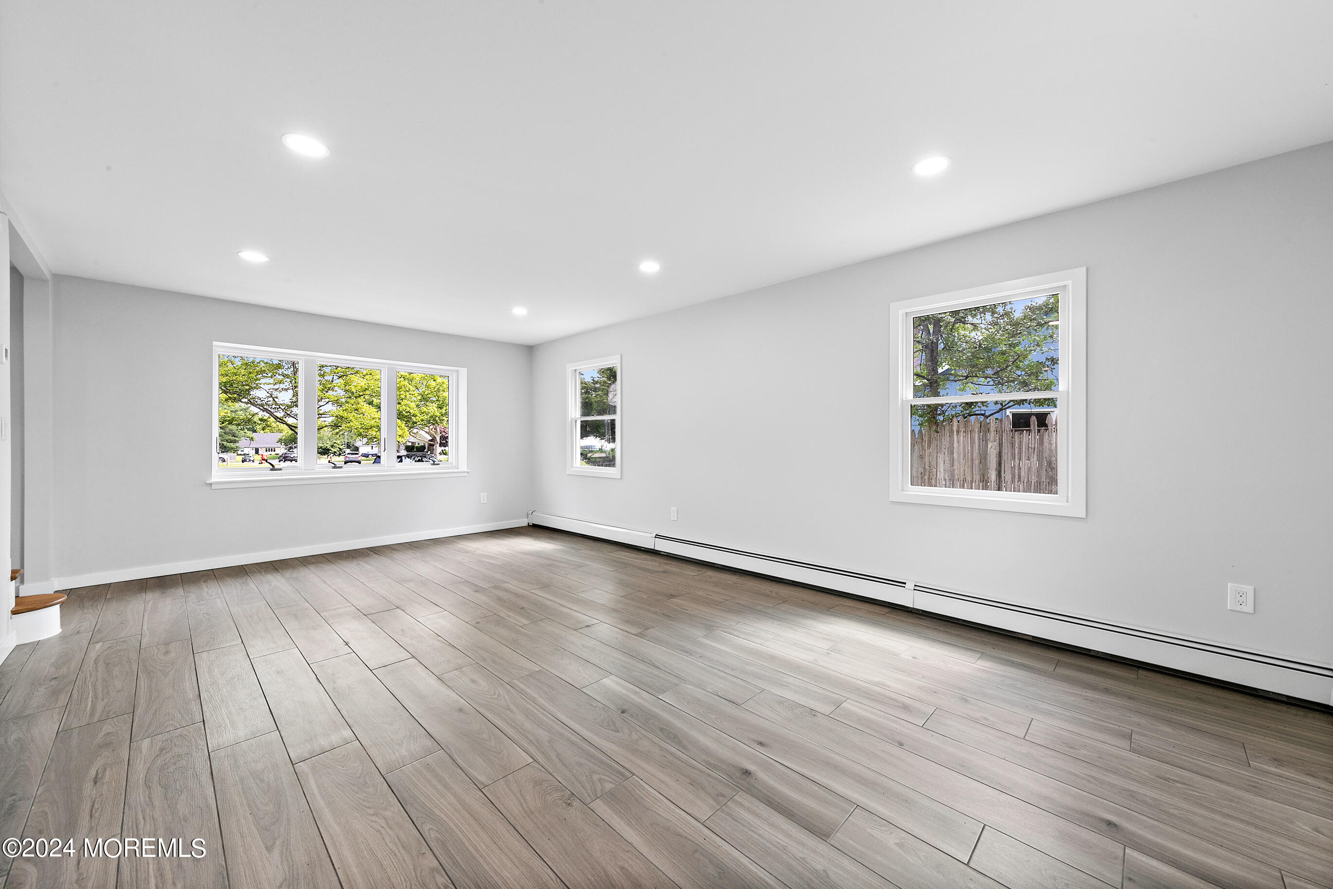 4 Ambler Court