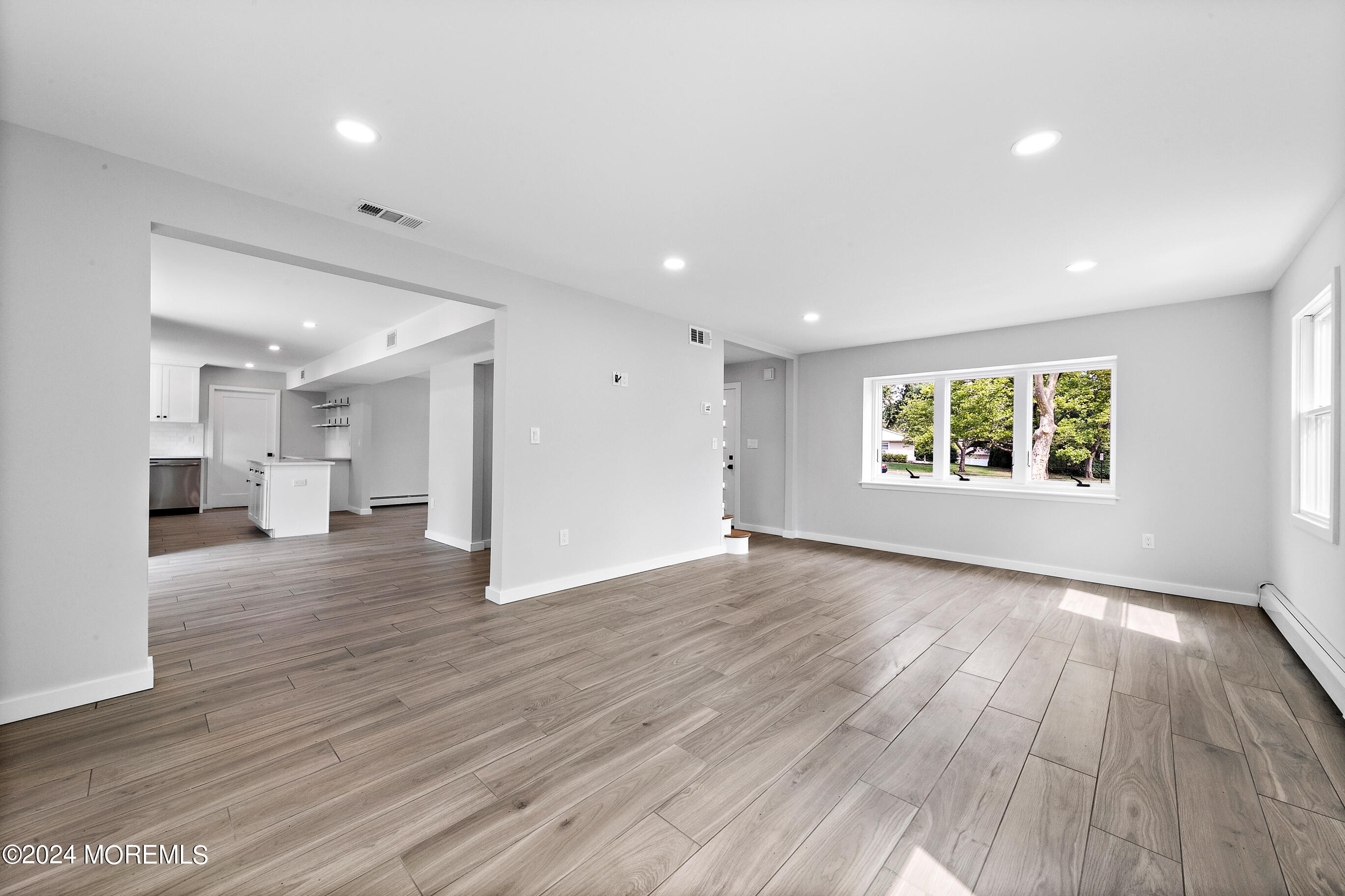 4 Ambler Court