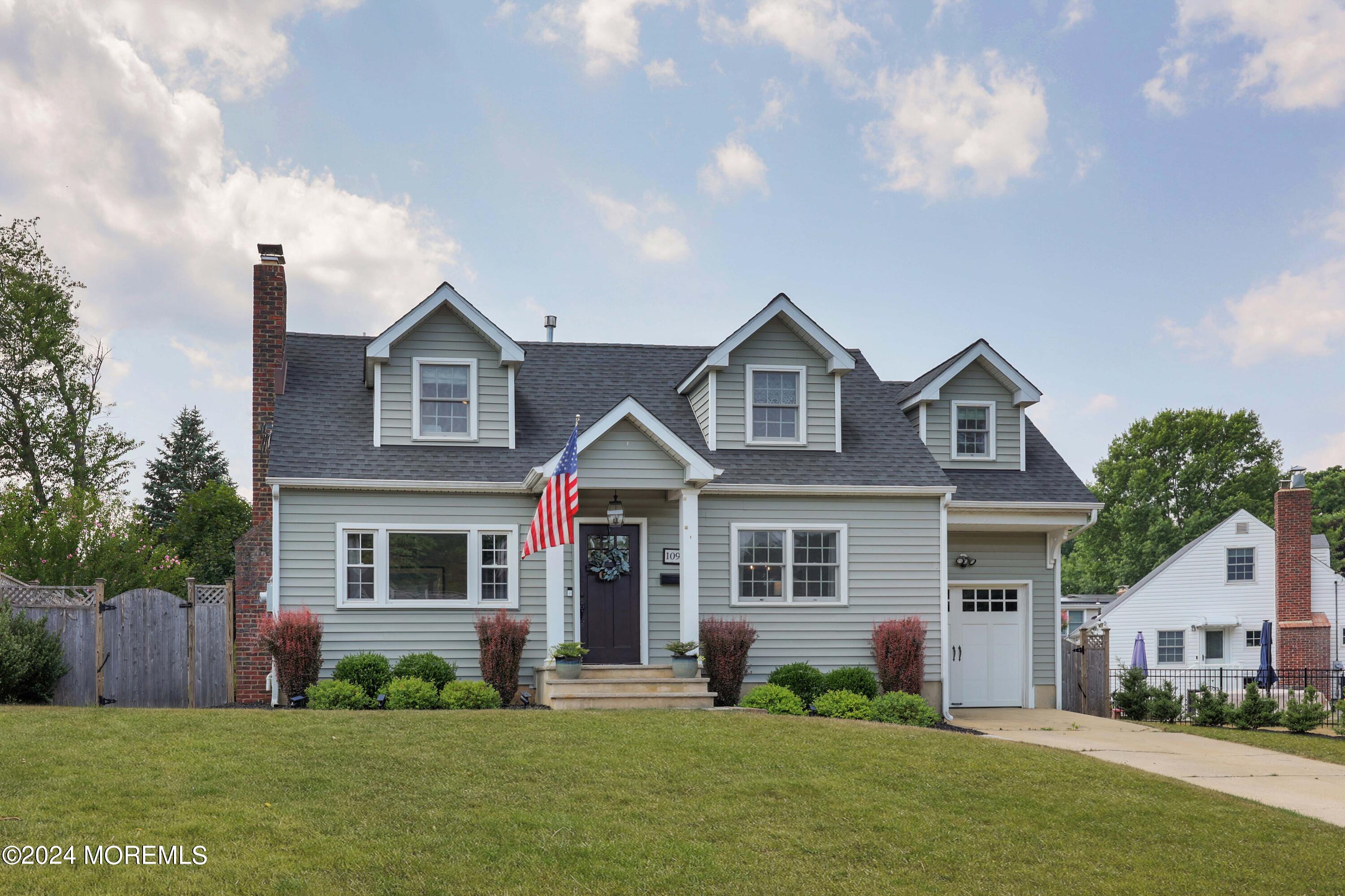 109 Robinson Place