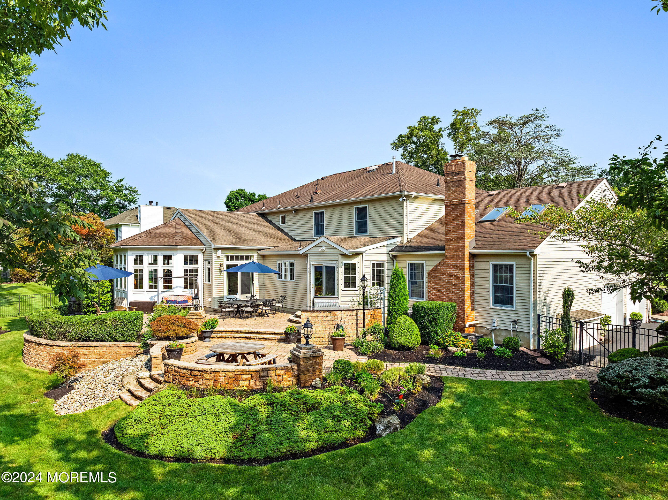 12 Buck Drive