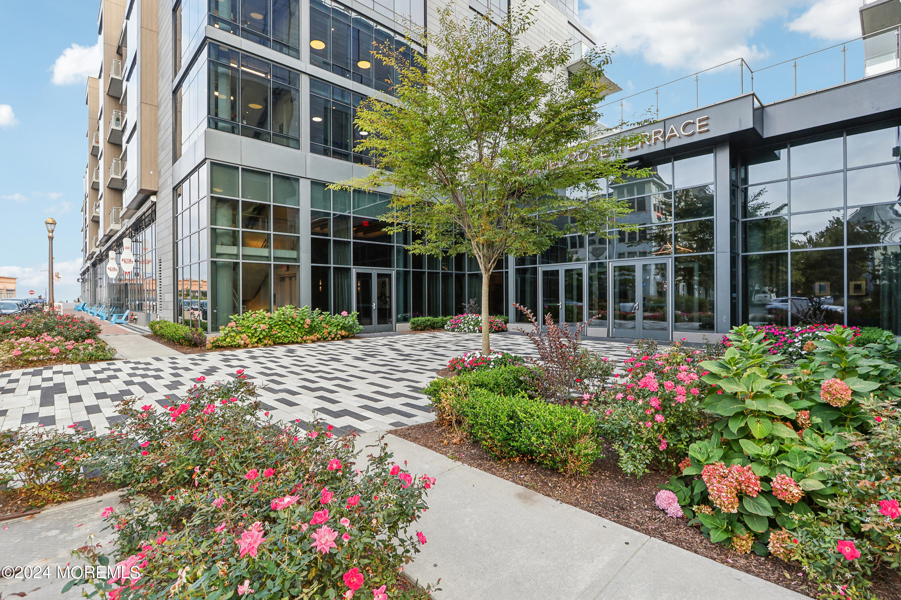 20 Melrose Terrace, 605