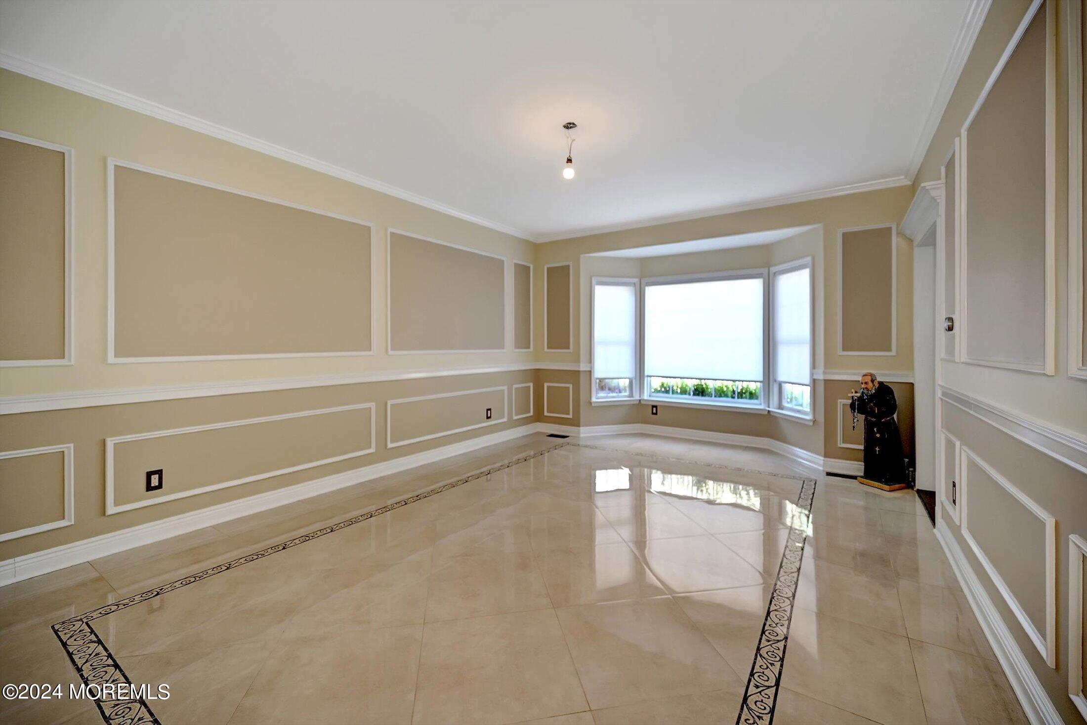 5 Wright Court