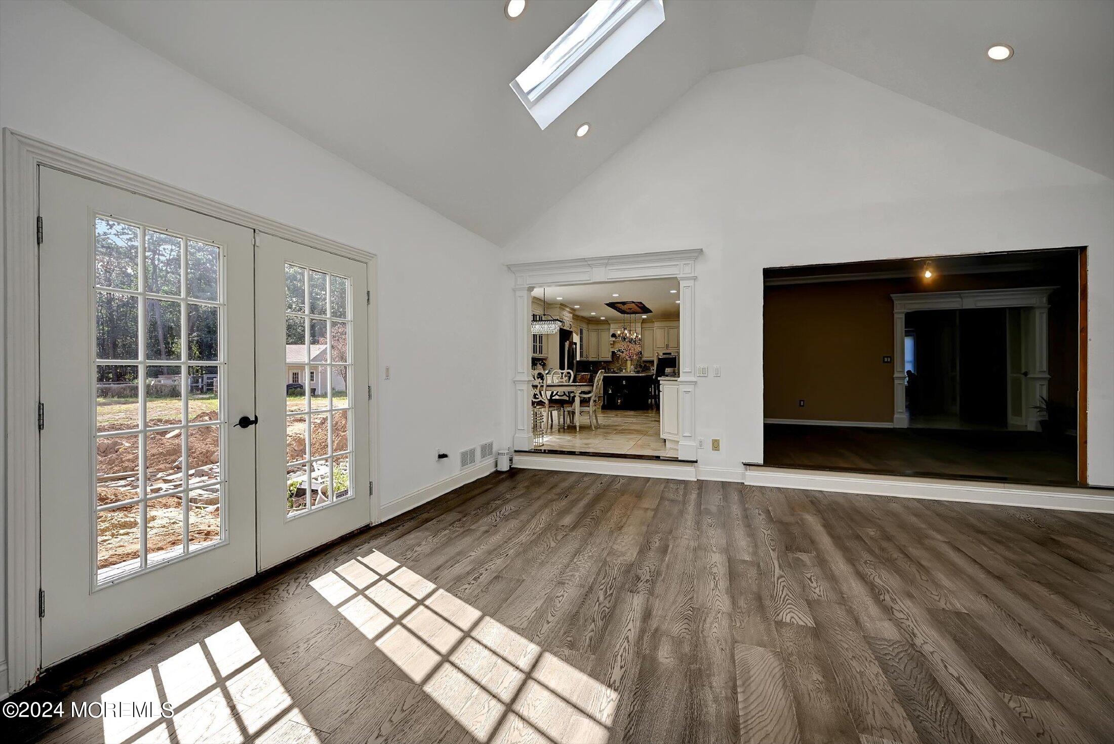5 Wright Court