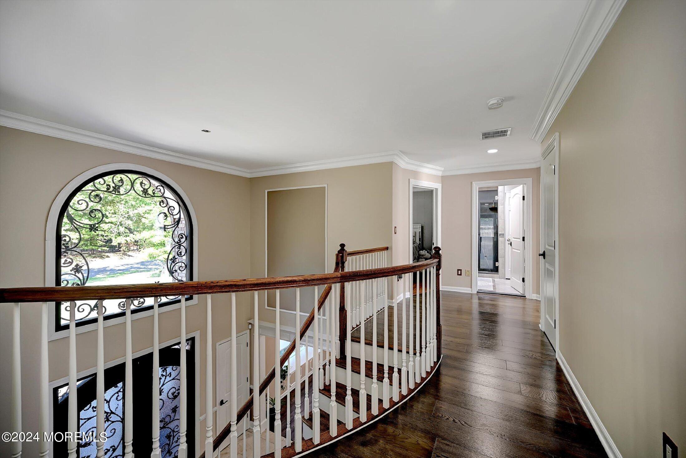 5 Wright Court