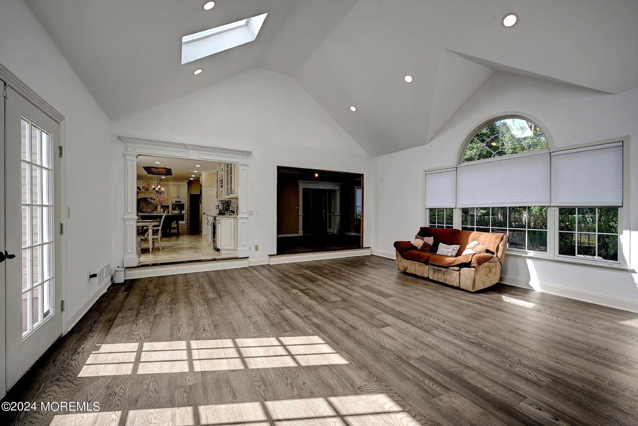 5 Wright Court