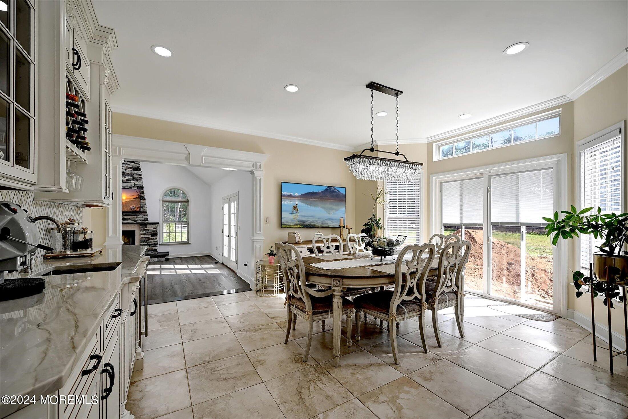5 Wright Court