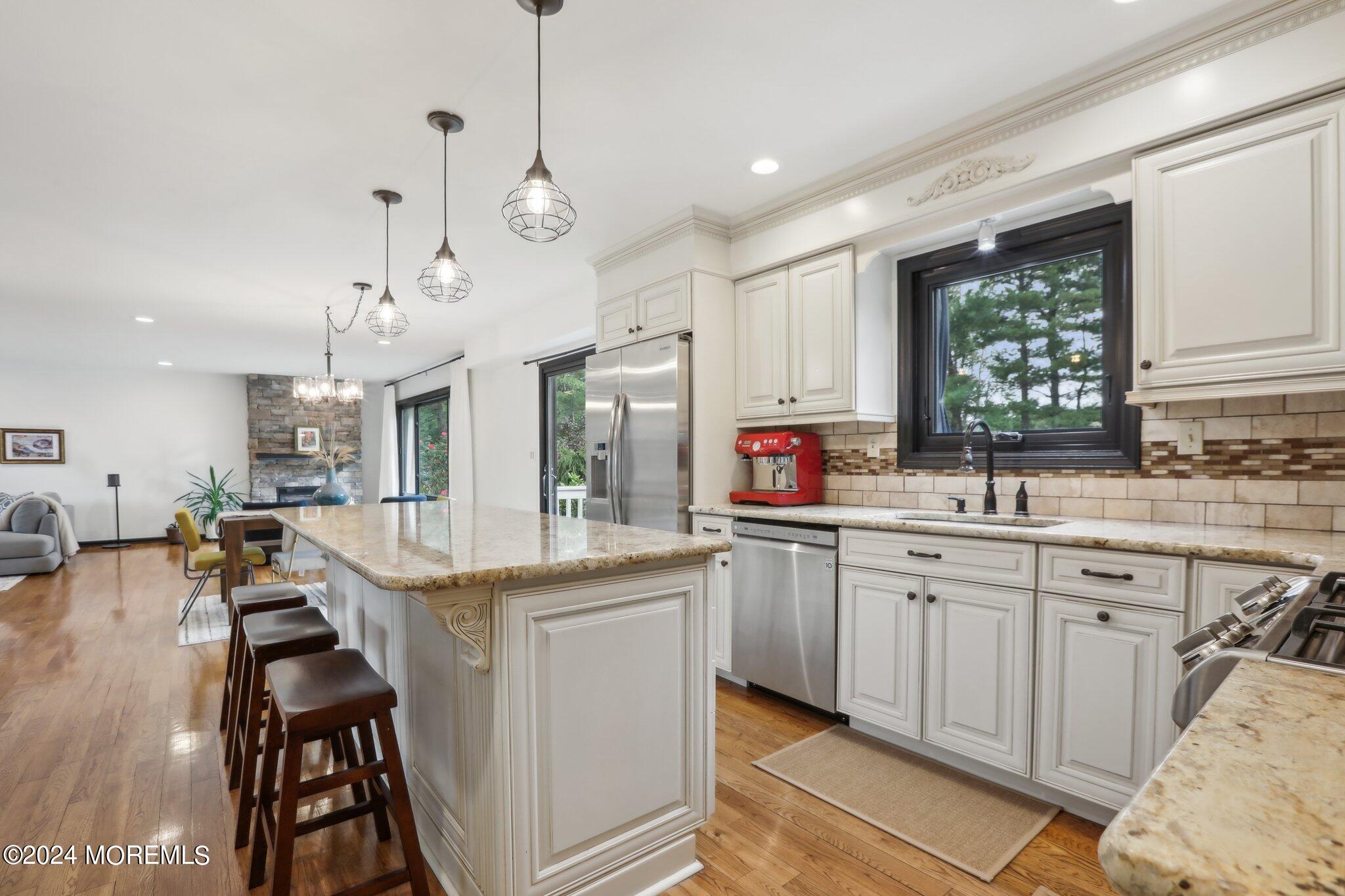 2 Green Meadow Drive