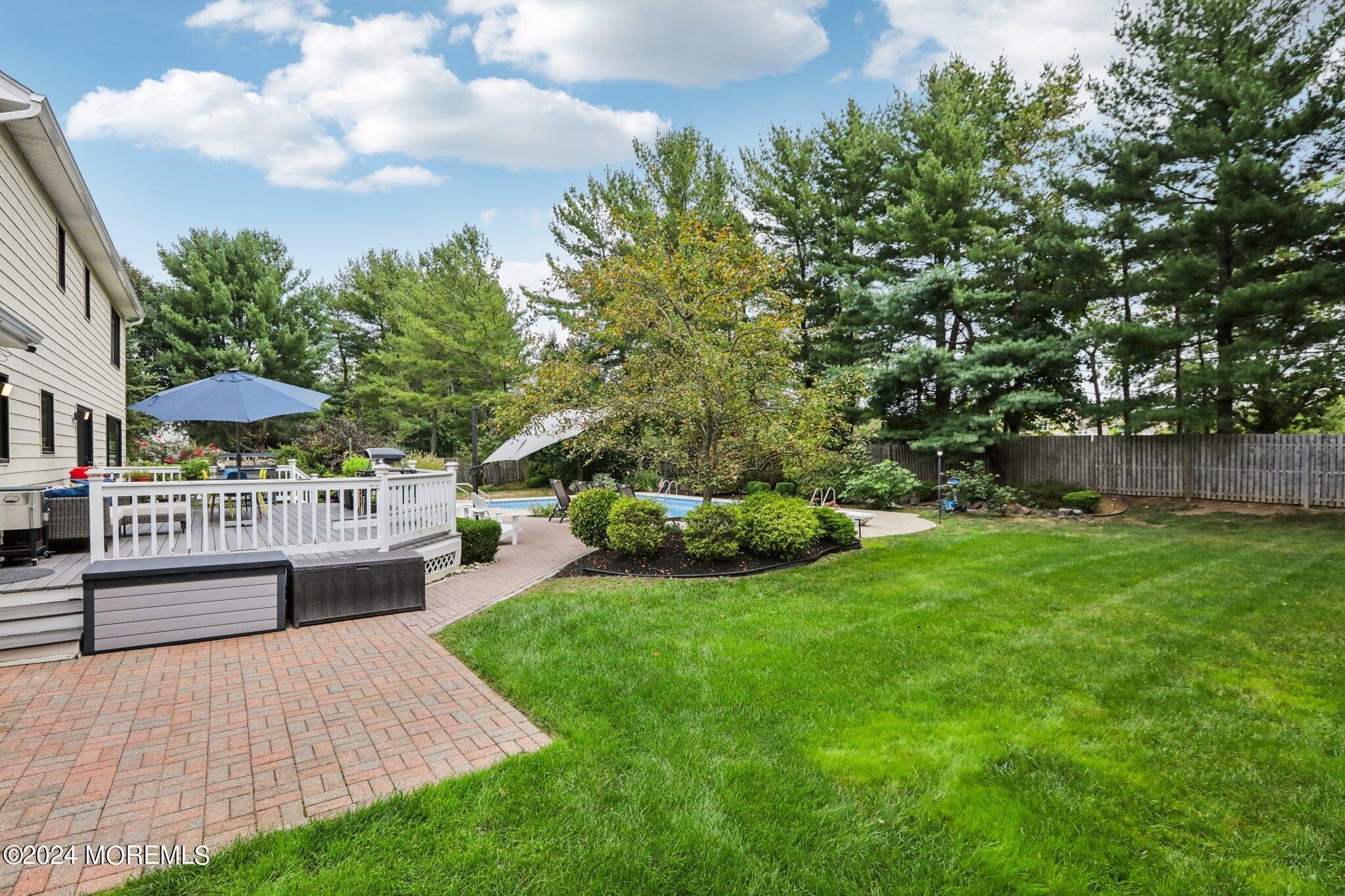 2 Green Meadow Drive