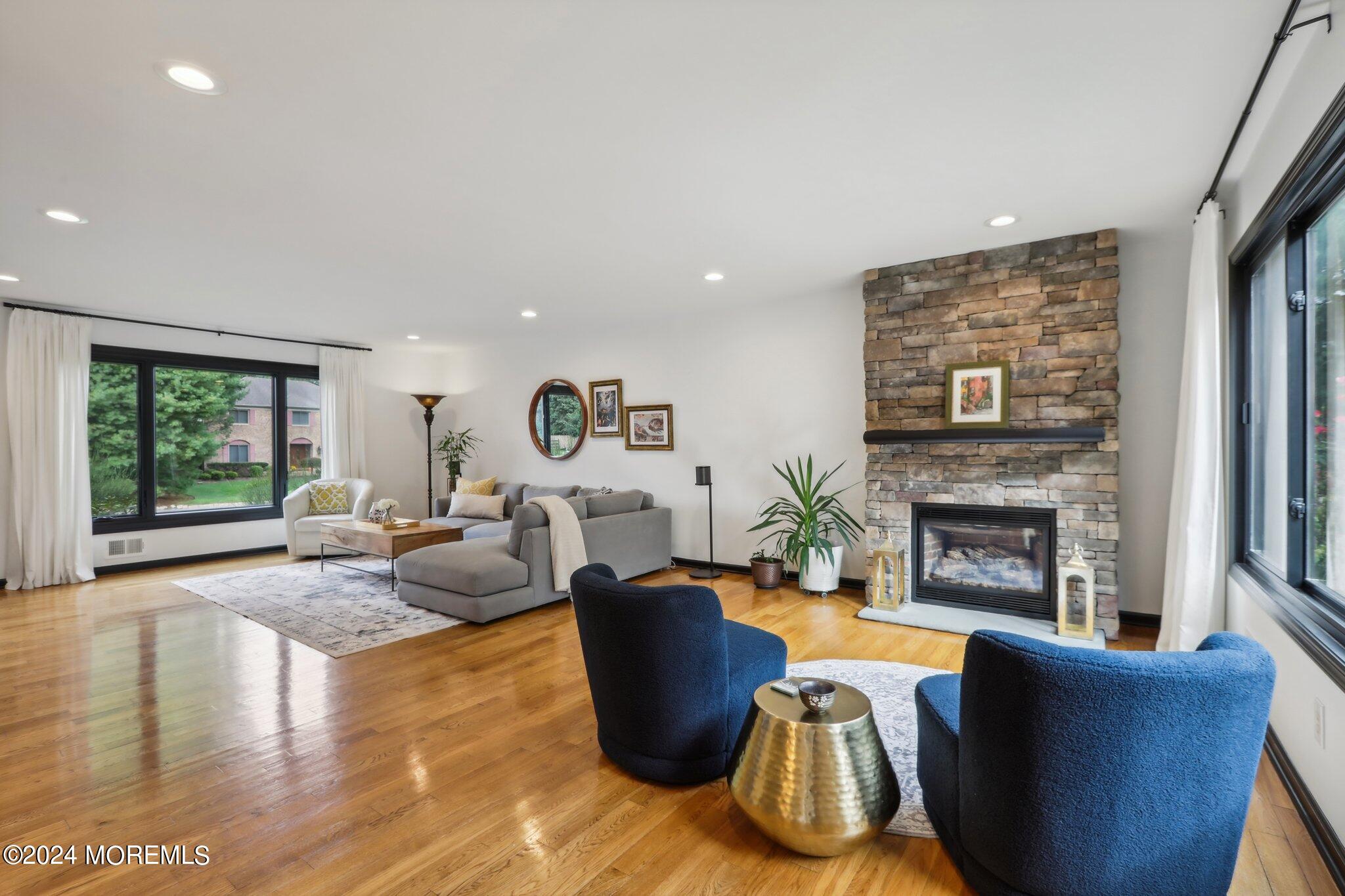 2 Green Meadow Drive