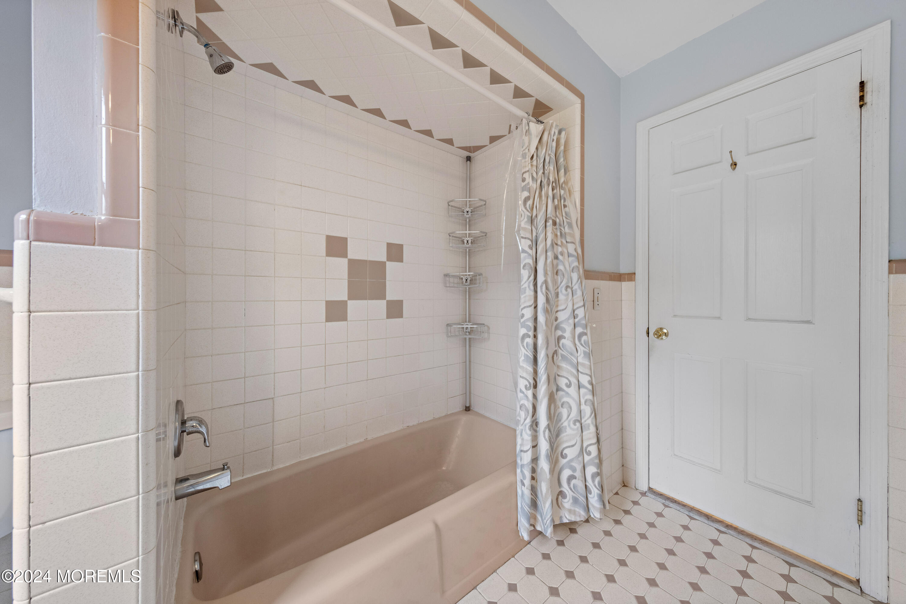 17 Laurelwood Drive