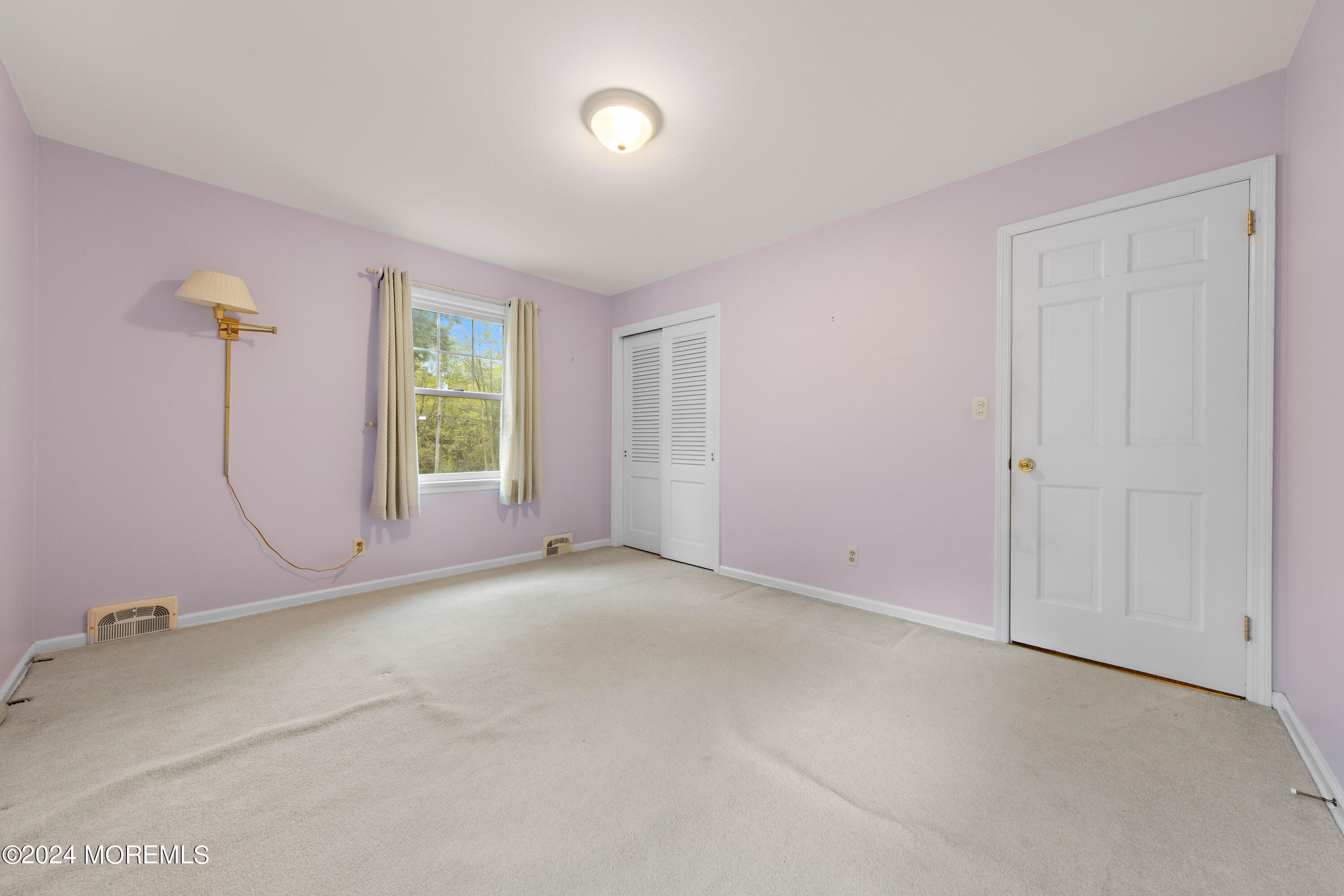 17 Laurelwood Drive