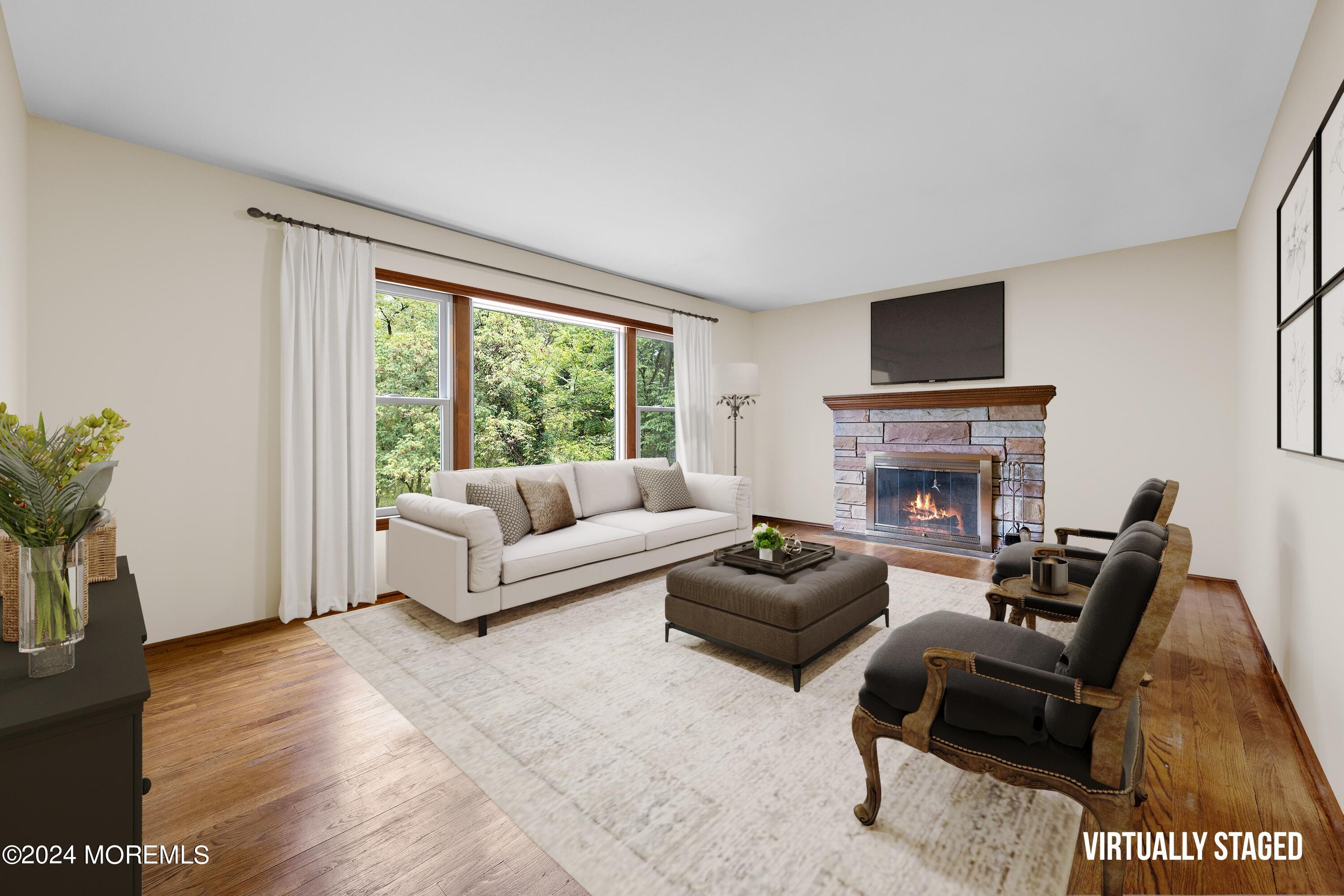 17 Laurelwood Drive
