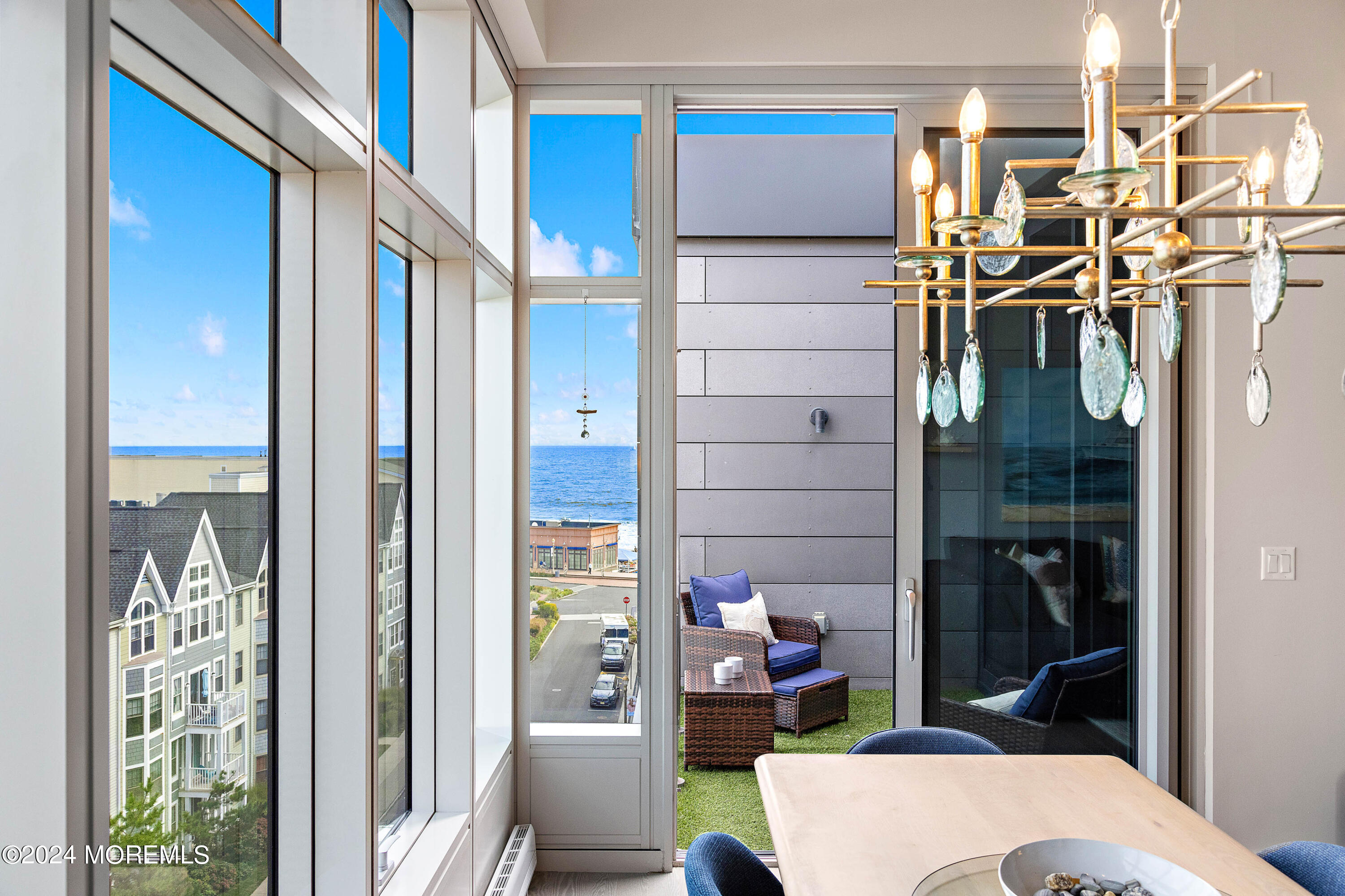 30 Melrose Terrace, 605