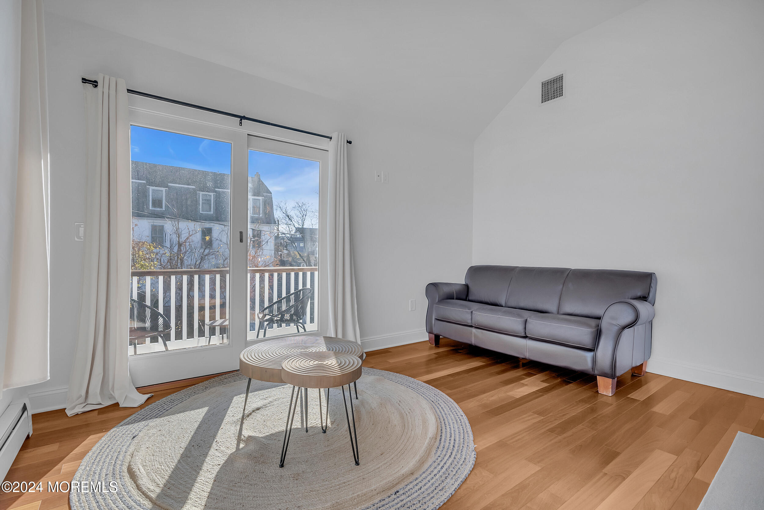 48 5th Street