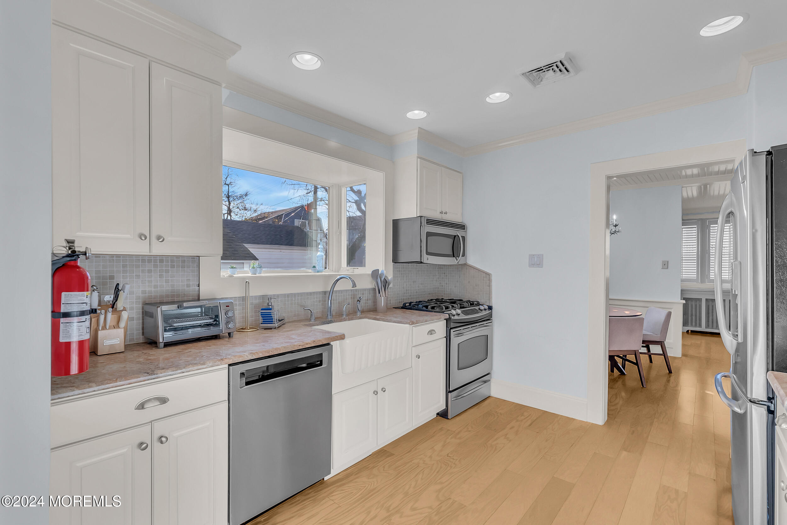 48 5th Street