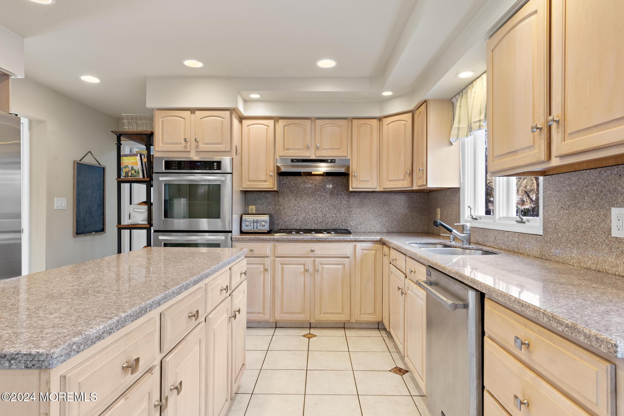 28 Beaver Dam Road