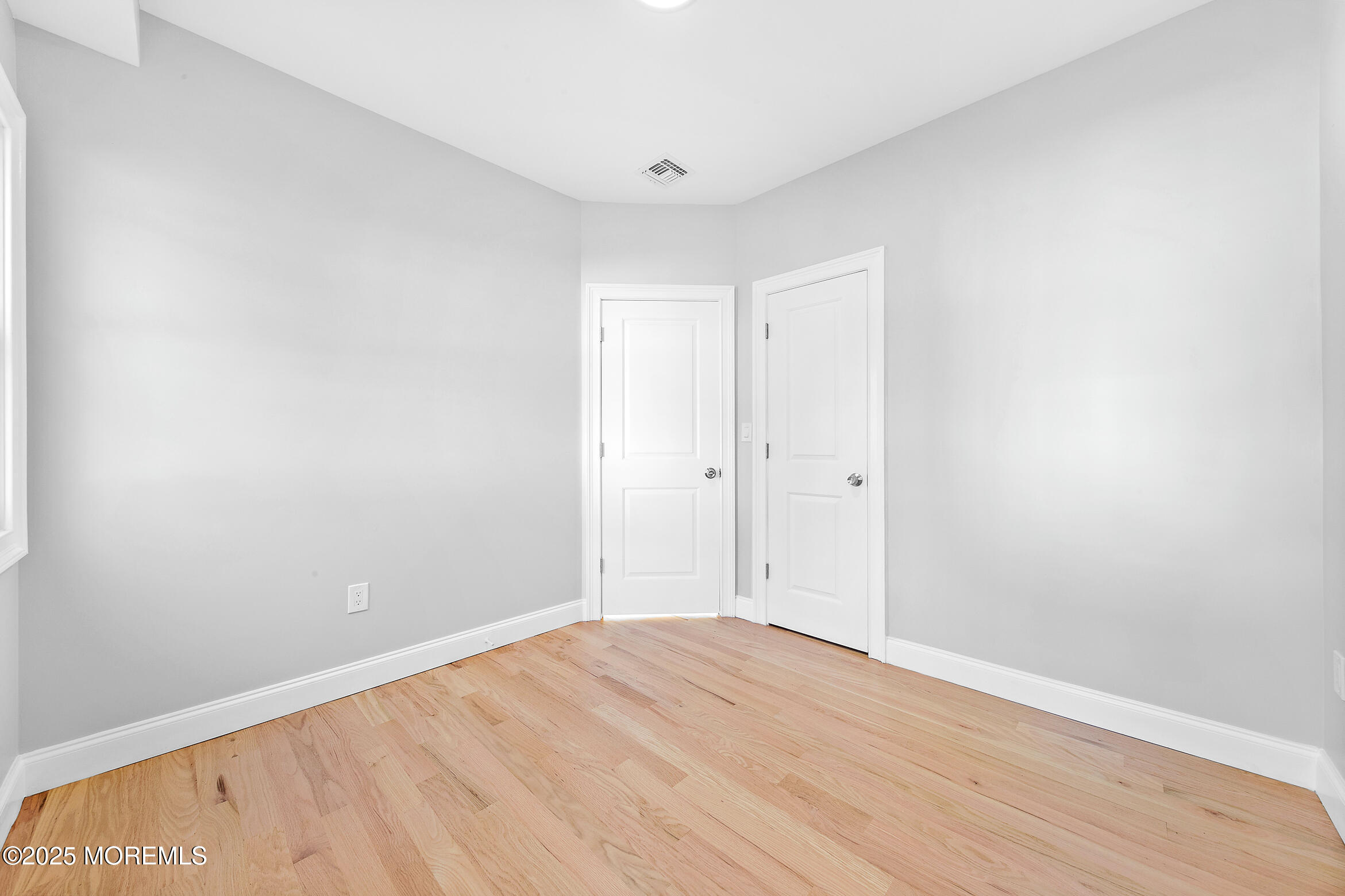 509 Middle Lane