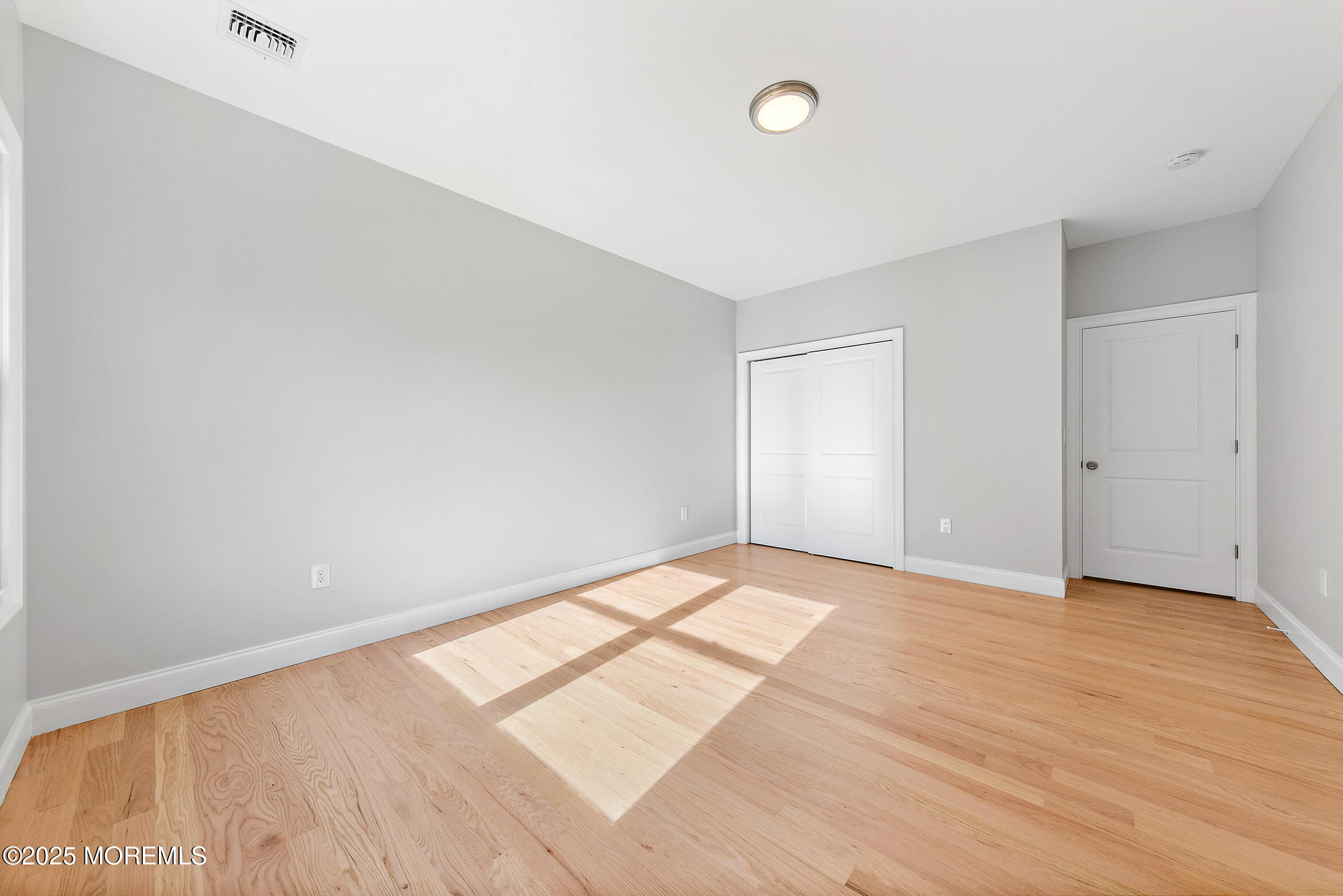 509 Middle Lane