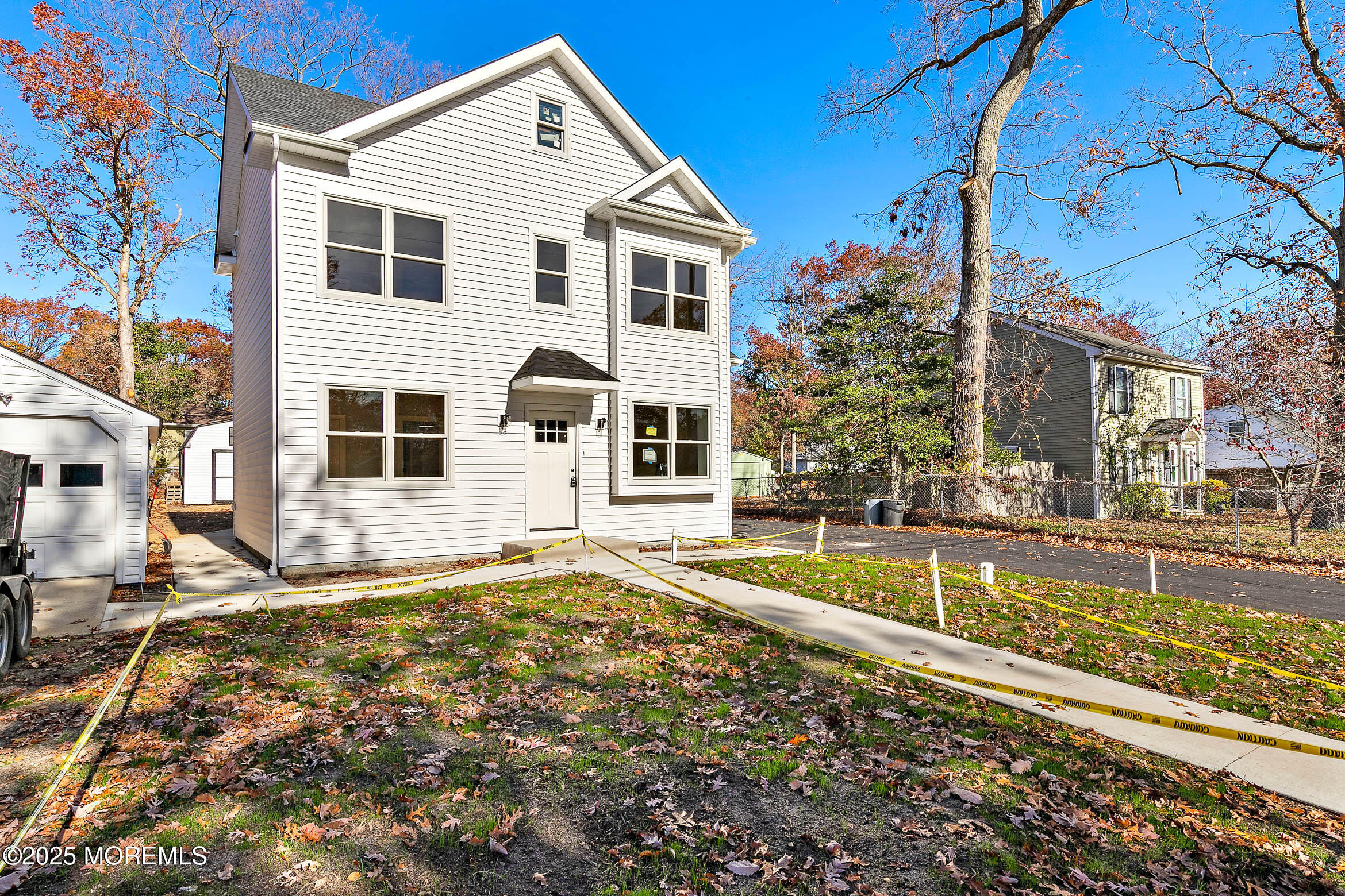 509 Middle Lane
