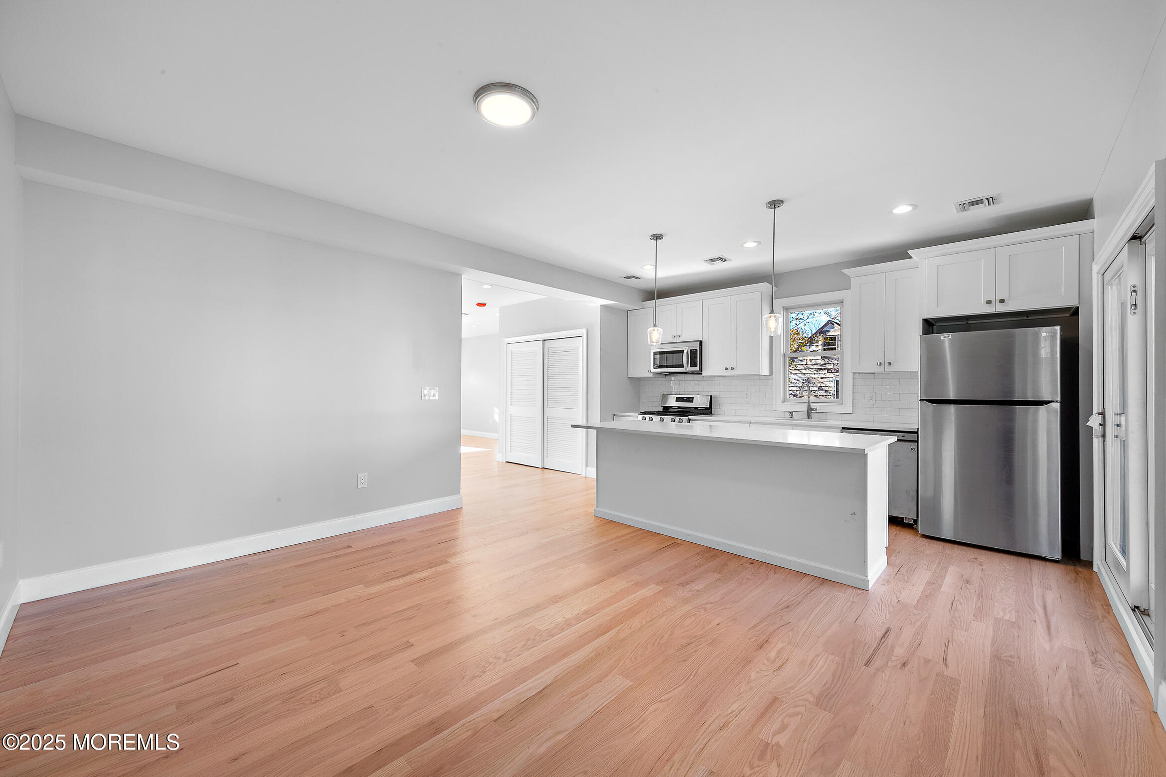 509 Middle Lane