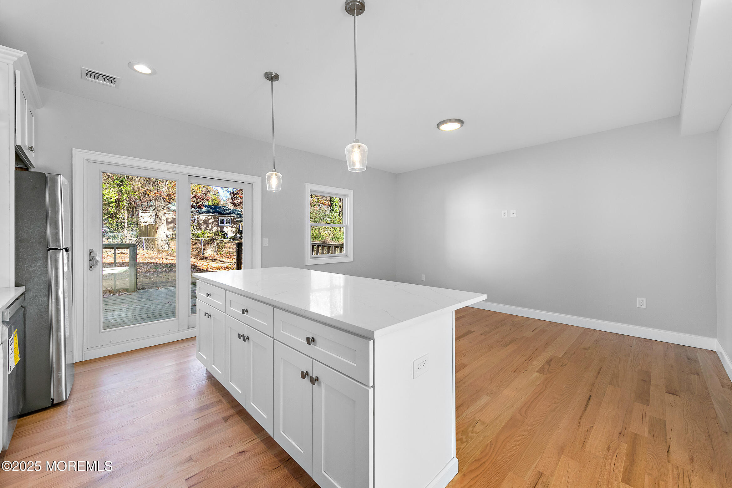 509 Middle Lane