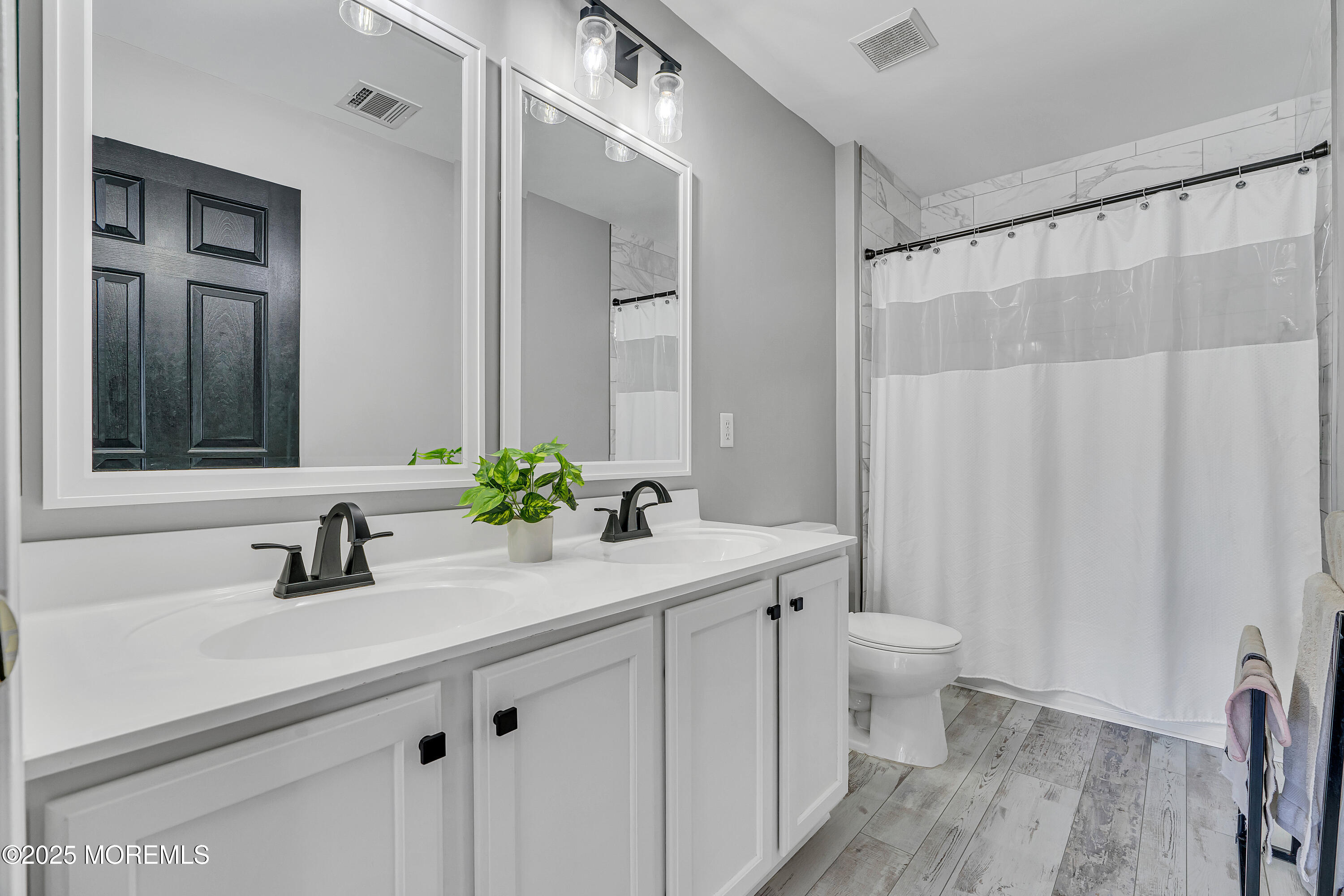 707 Cedar Point Court