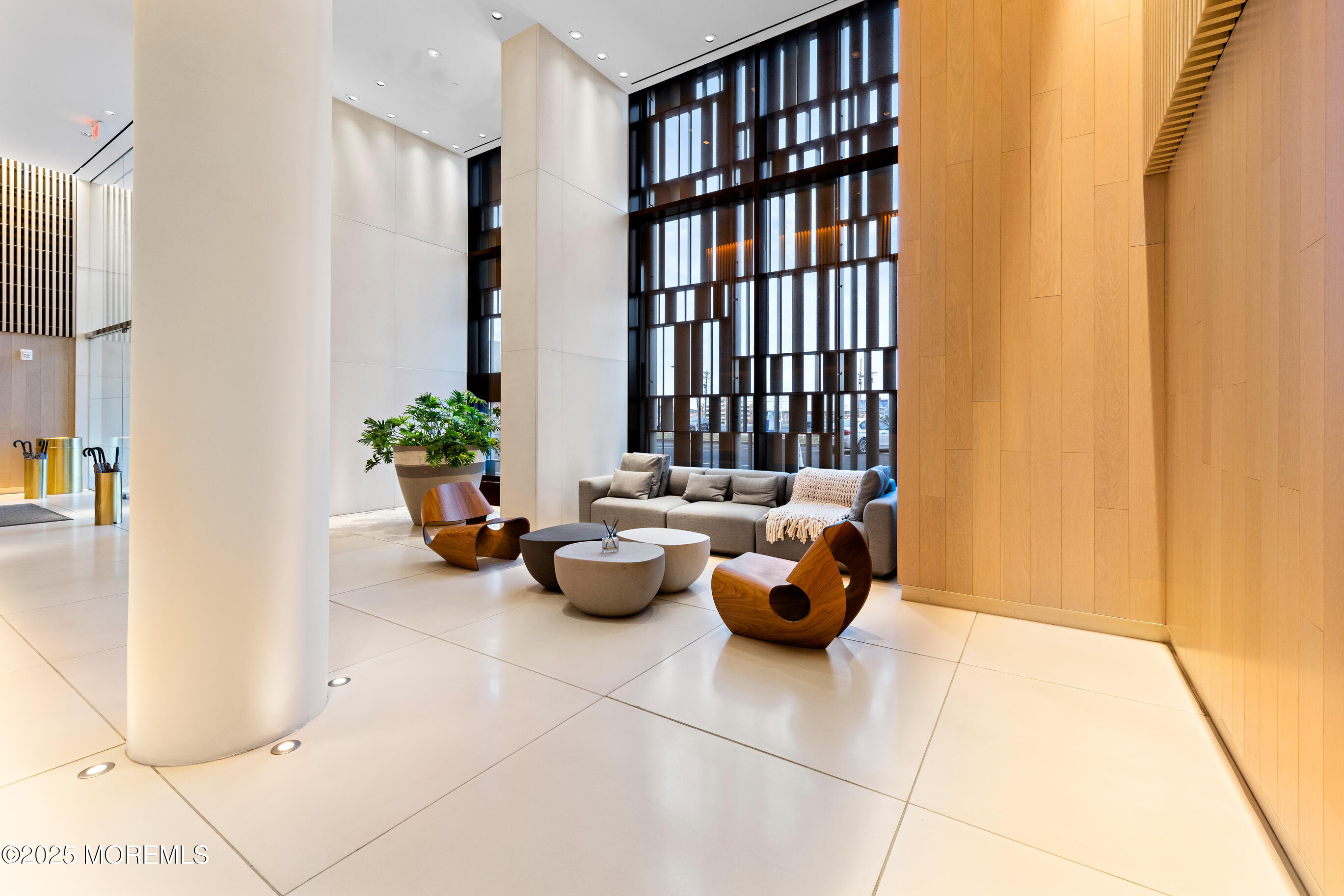 1101 Ocean Avenue, 1404