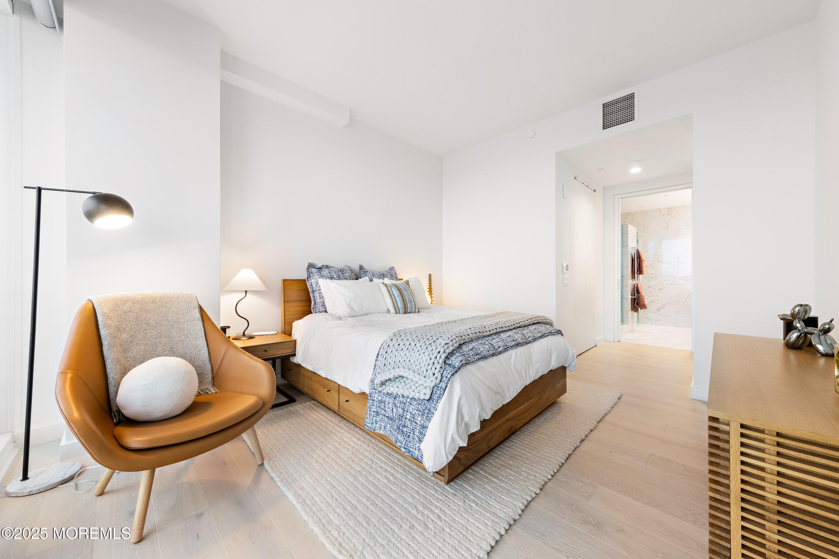 1101 Ocean Avenue, 1404