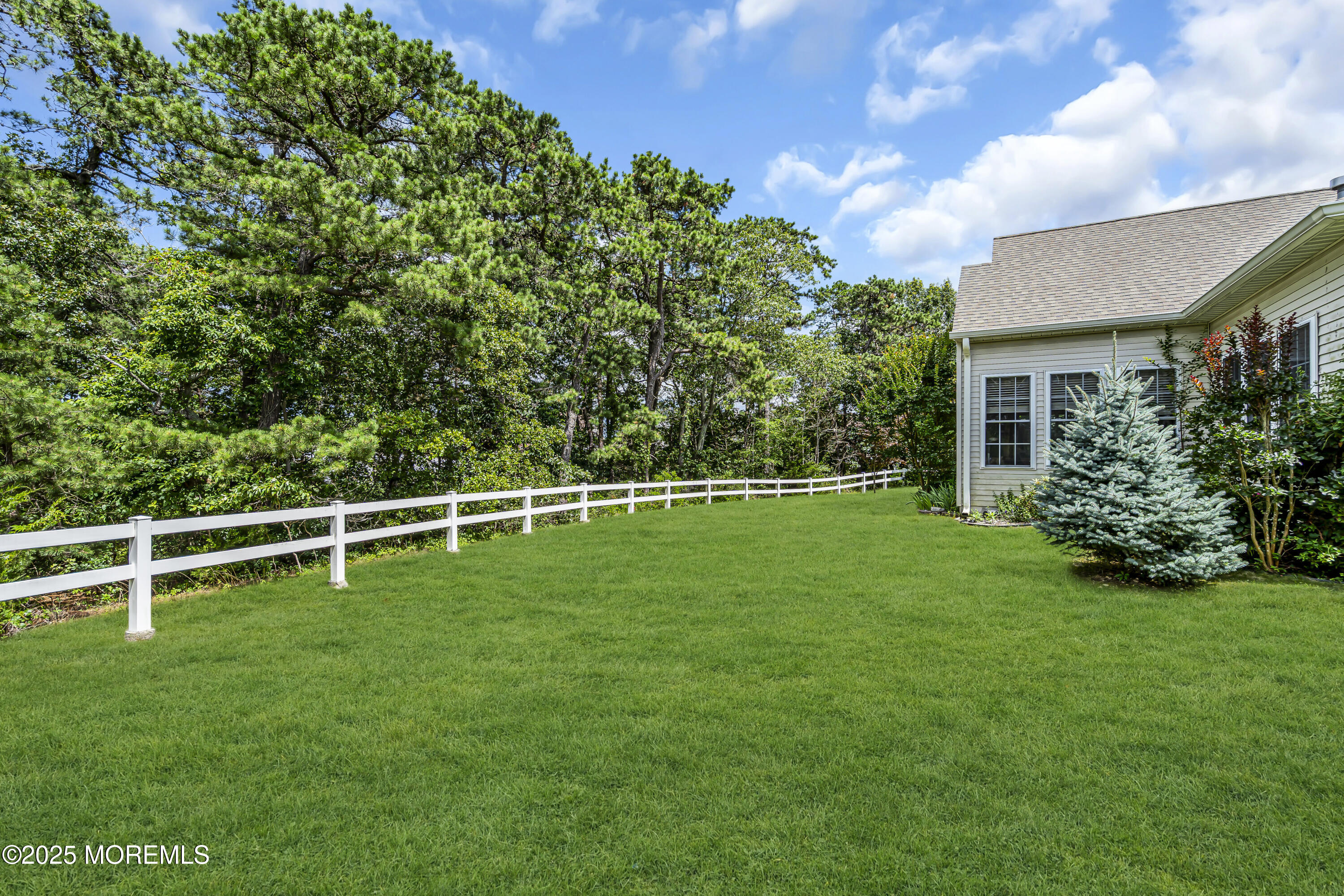 43 Bradley Beach Way, Waretown