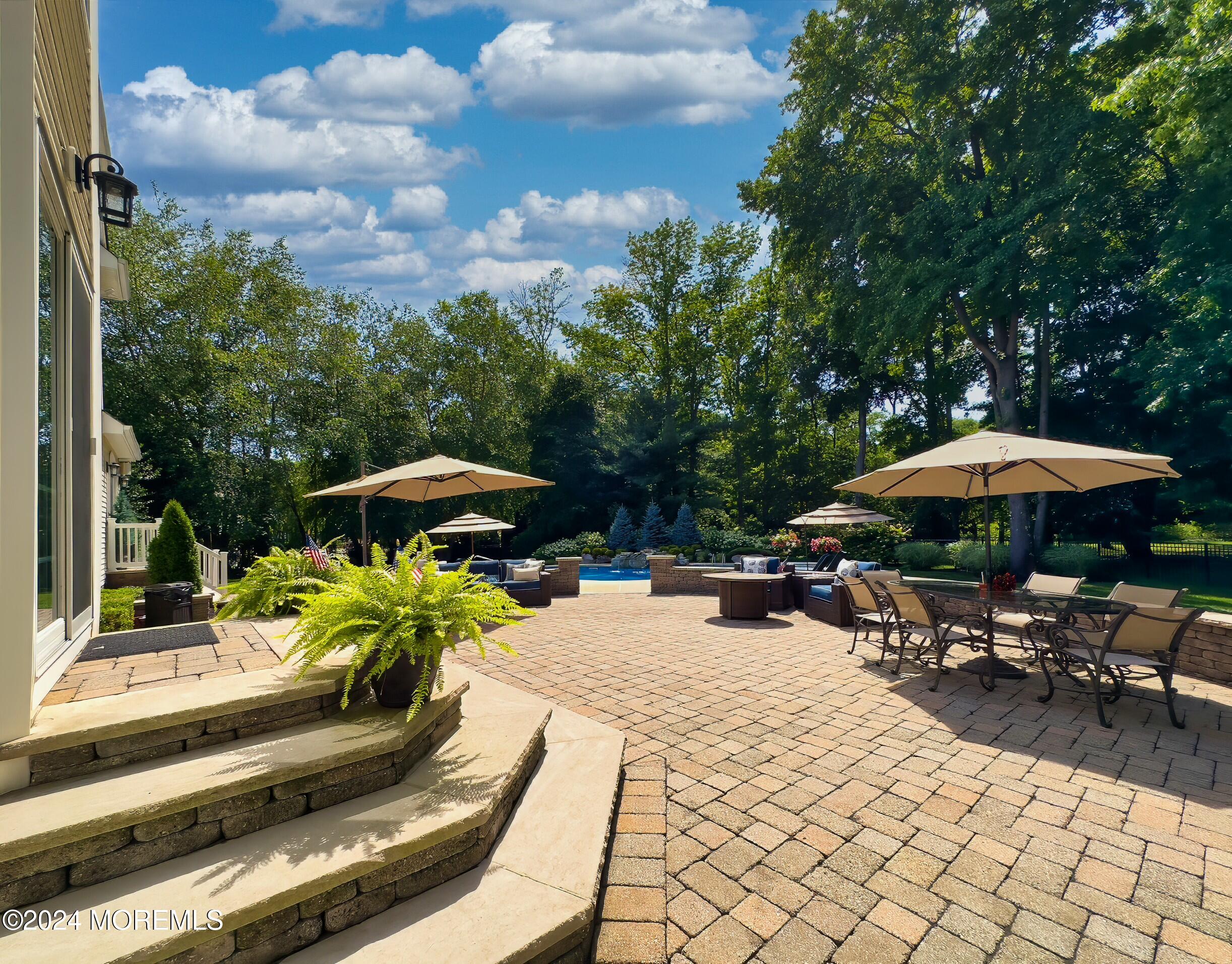 1609 Sheridan Drive