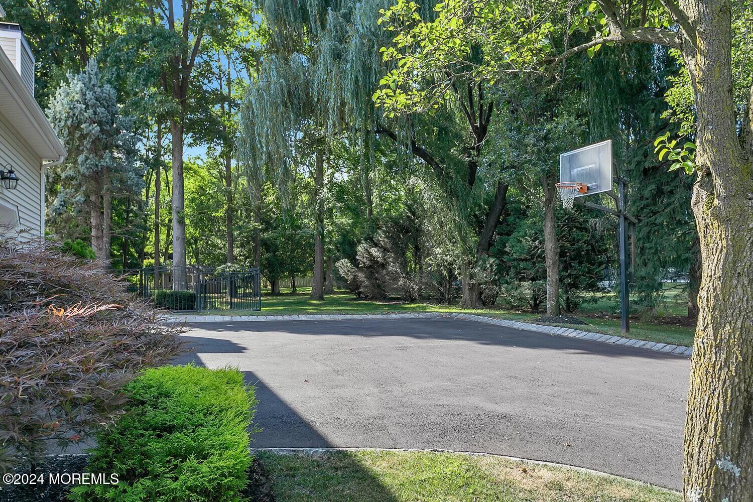 1609 Sheridan Drive