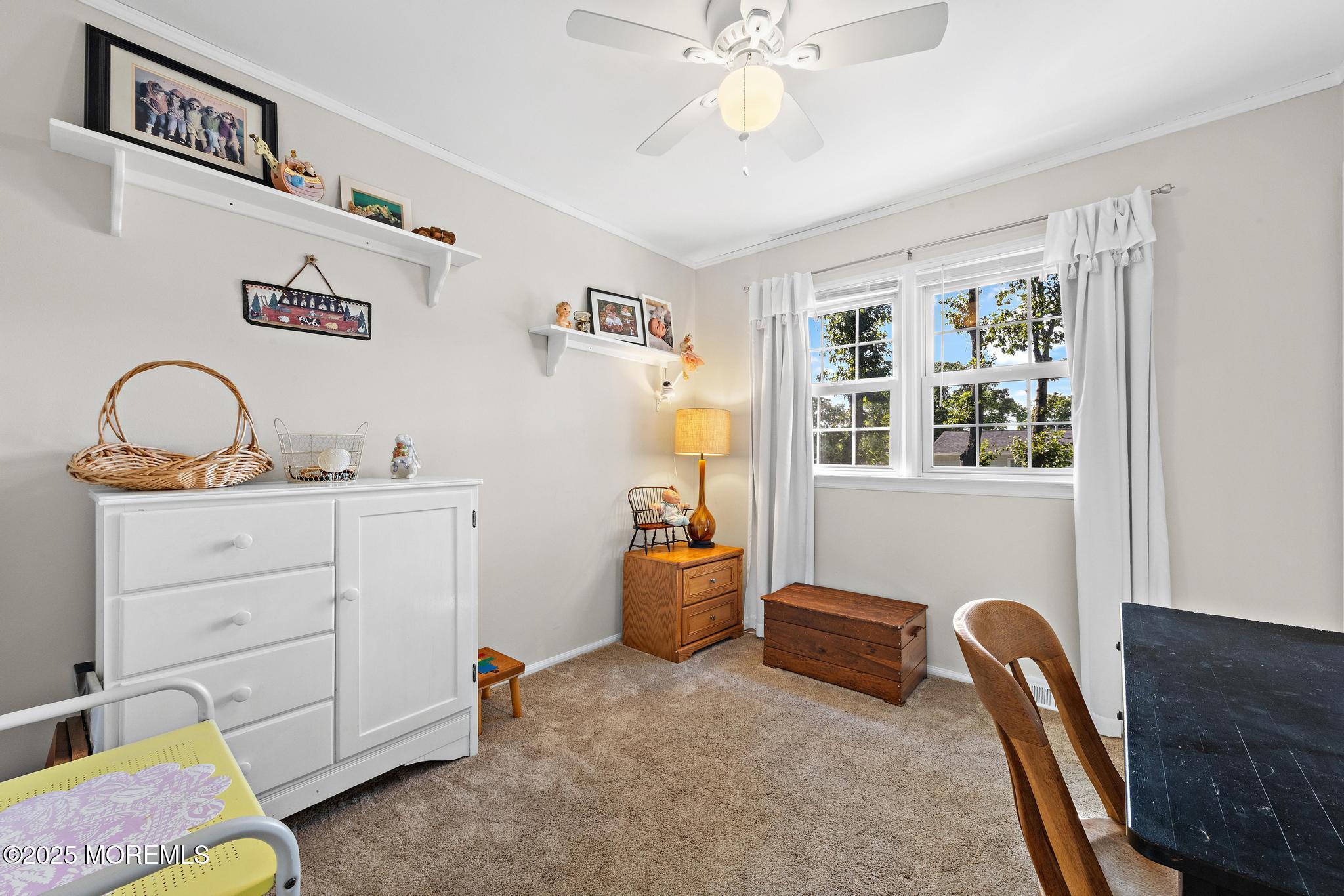 77 Pineland Road