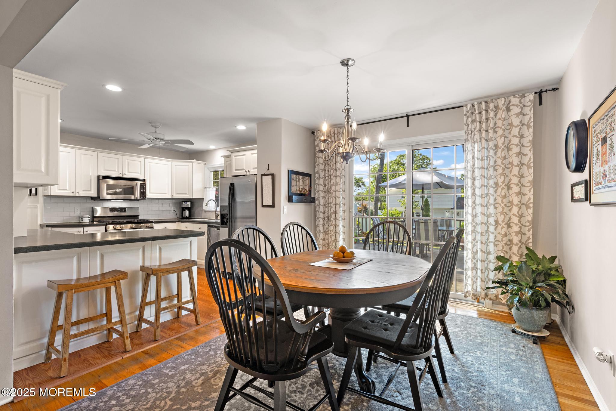 77 Pineland Road