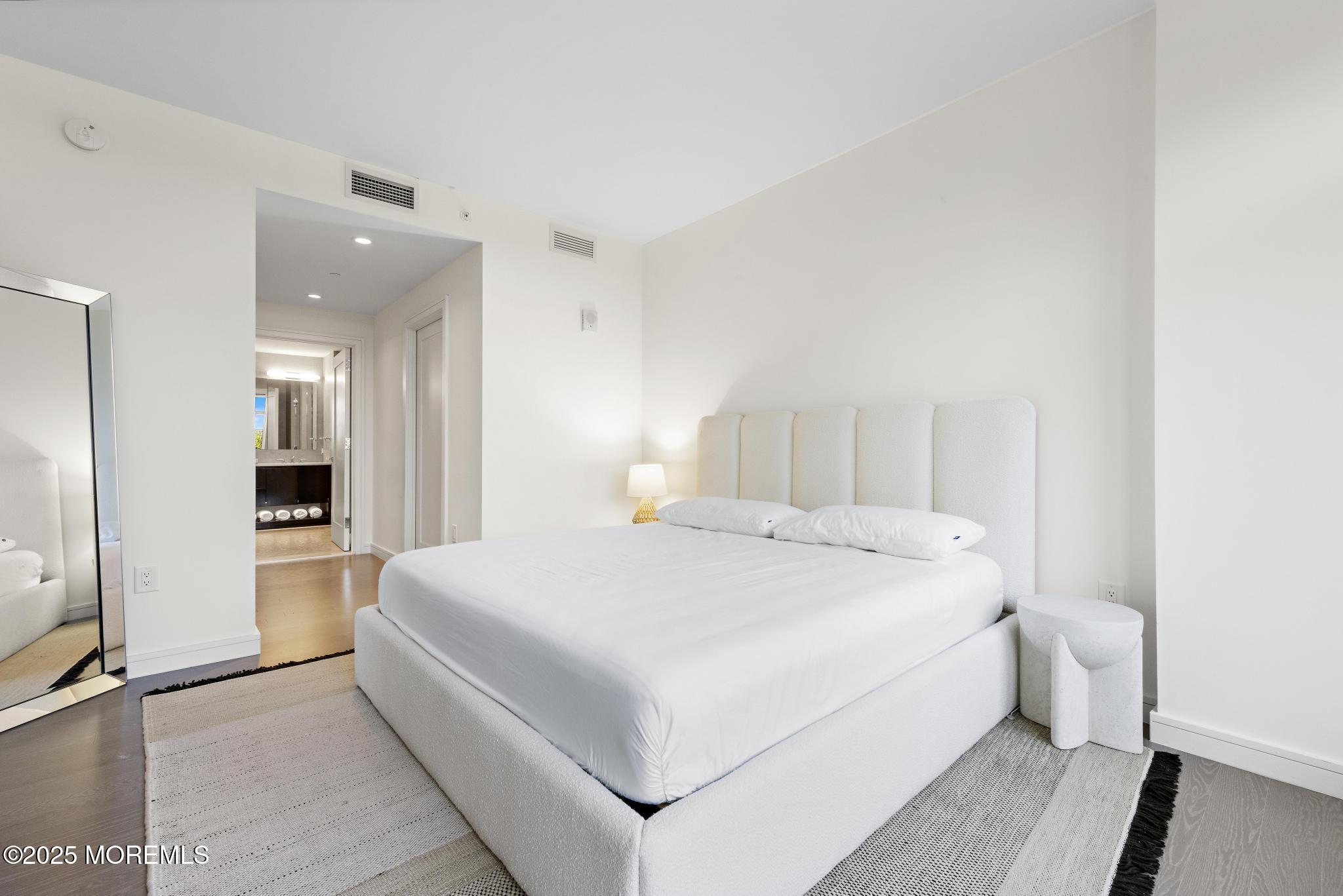 30 Melrose Terrace, 216