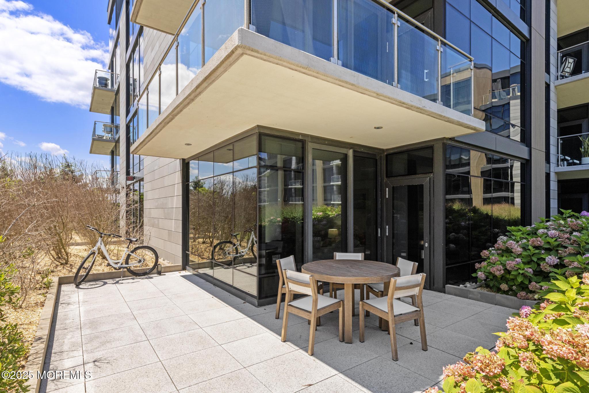 30 Melrose Terrace, 216