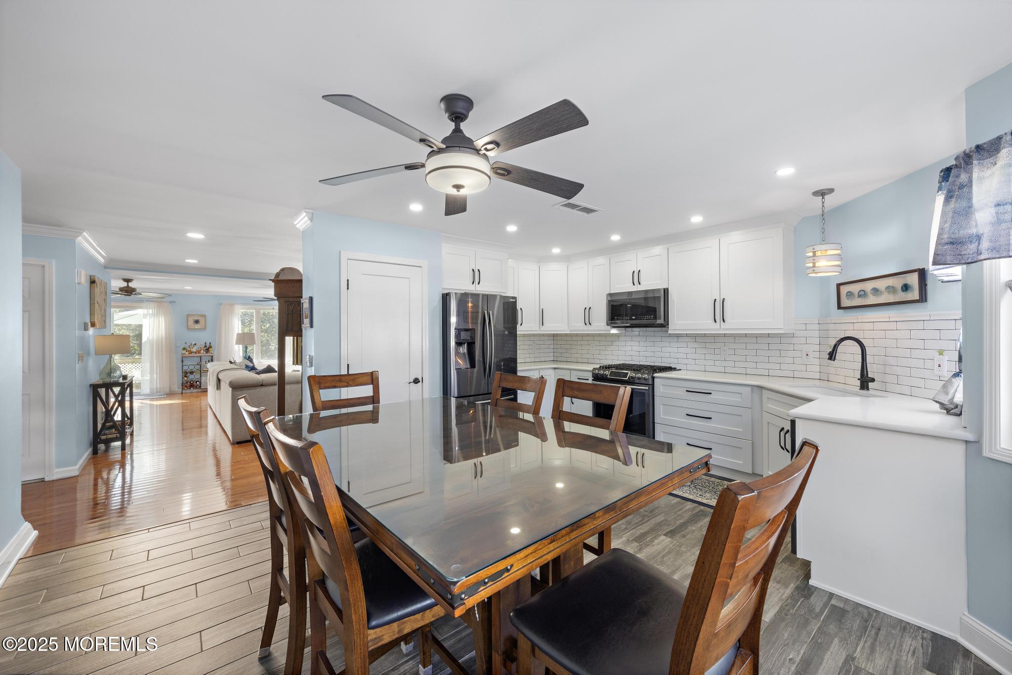 73 Orchid Court, 703