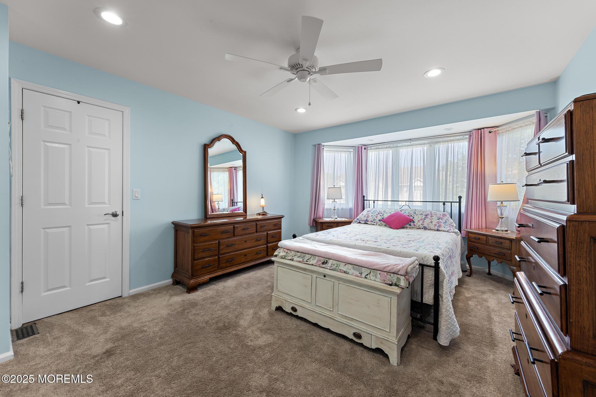 73 Orchid Court, 703