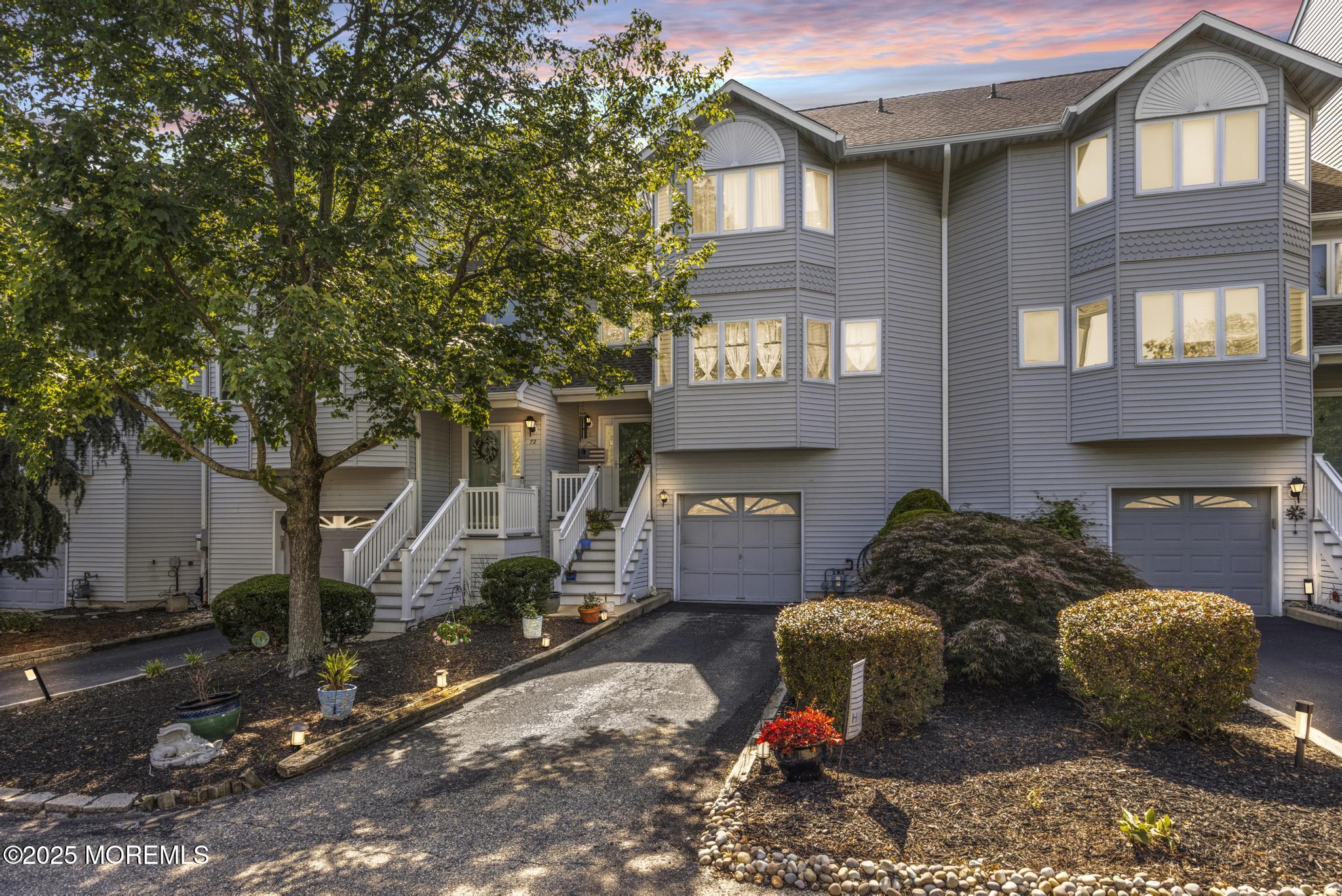 73 Orchid Court, 703