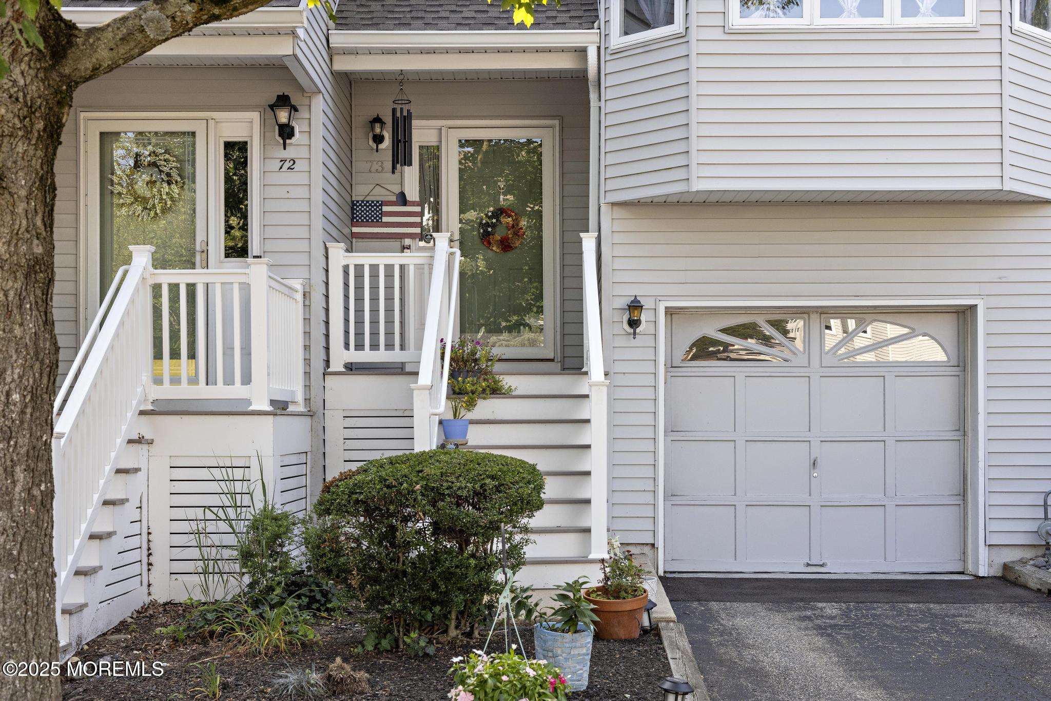 73 Orchid Court, 703