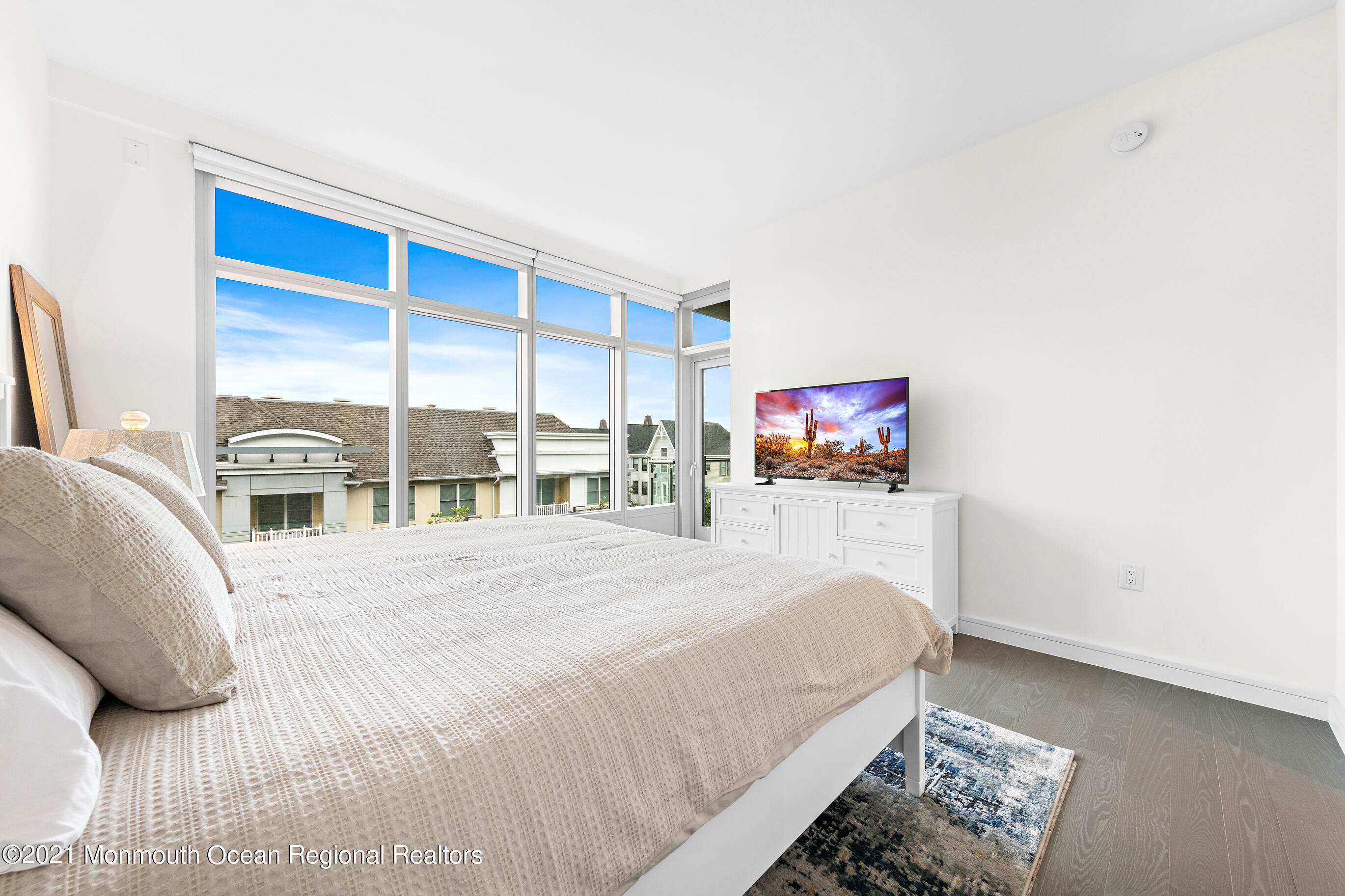 30 Melrose Terrace, 408
