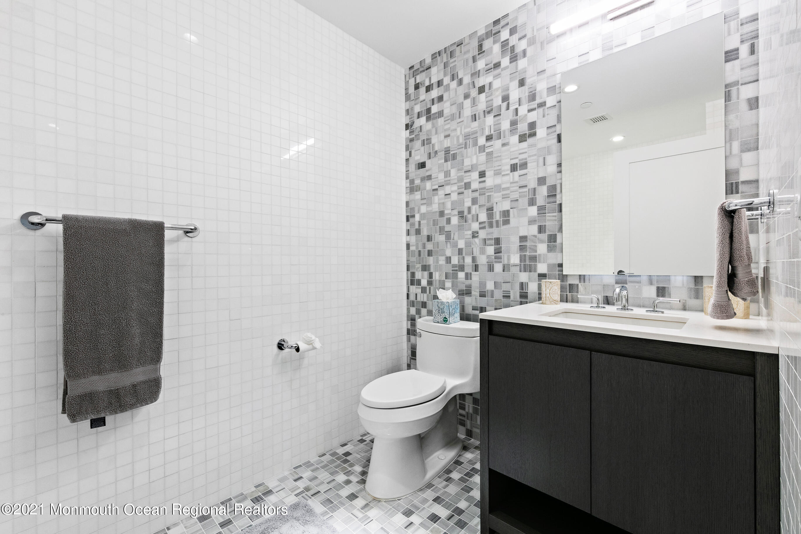 30 Melrose Terrace, 408