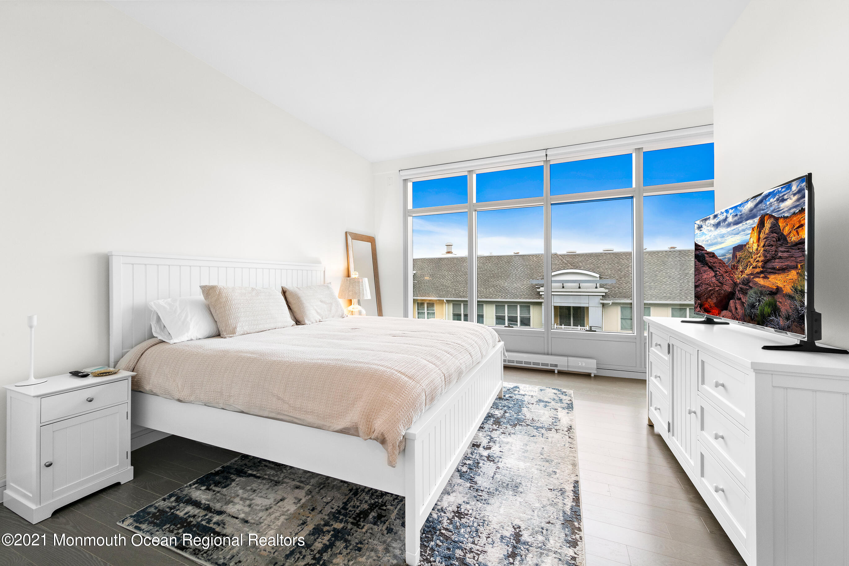 30 Melrose Terrace, 408