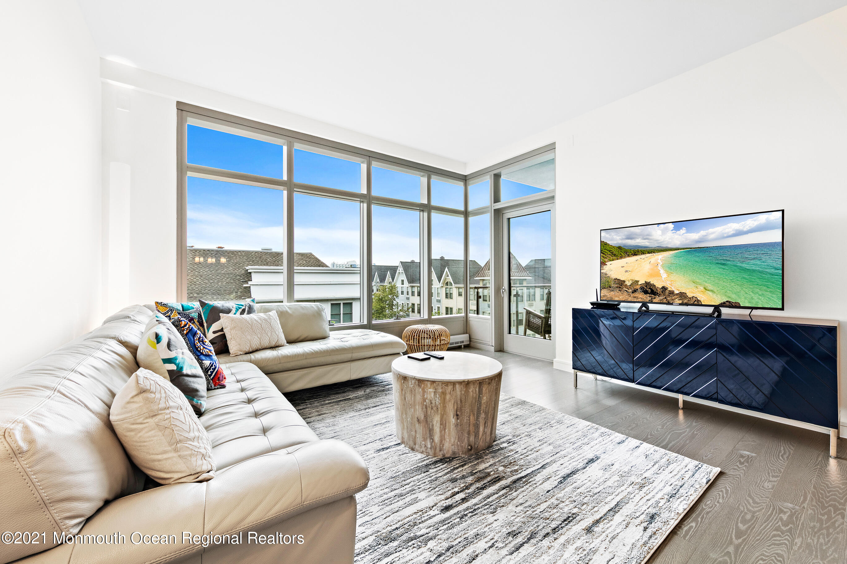 30 Melrose Terrace, 408