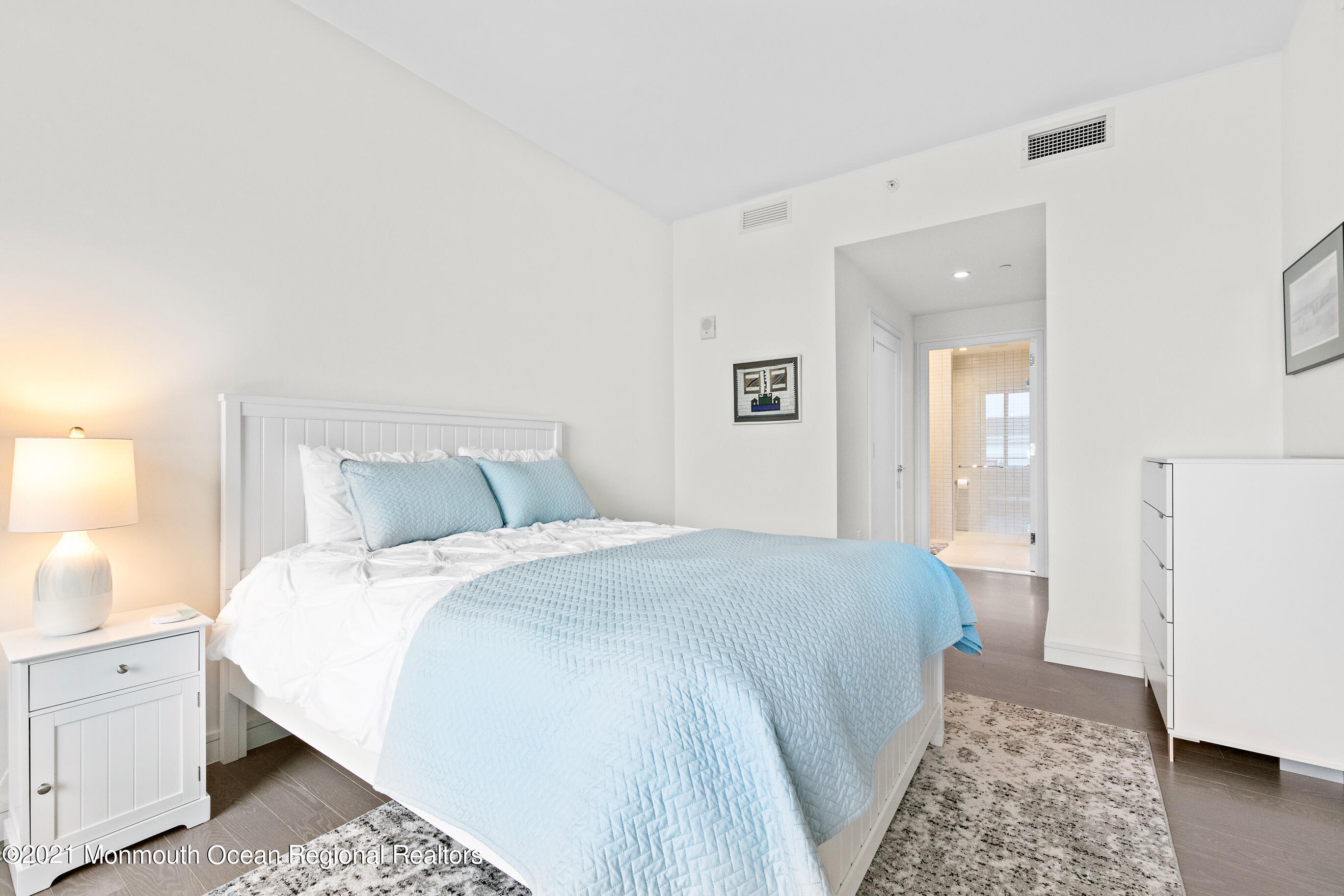 30 Melrose Terrace, 408