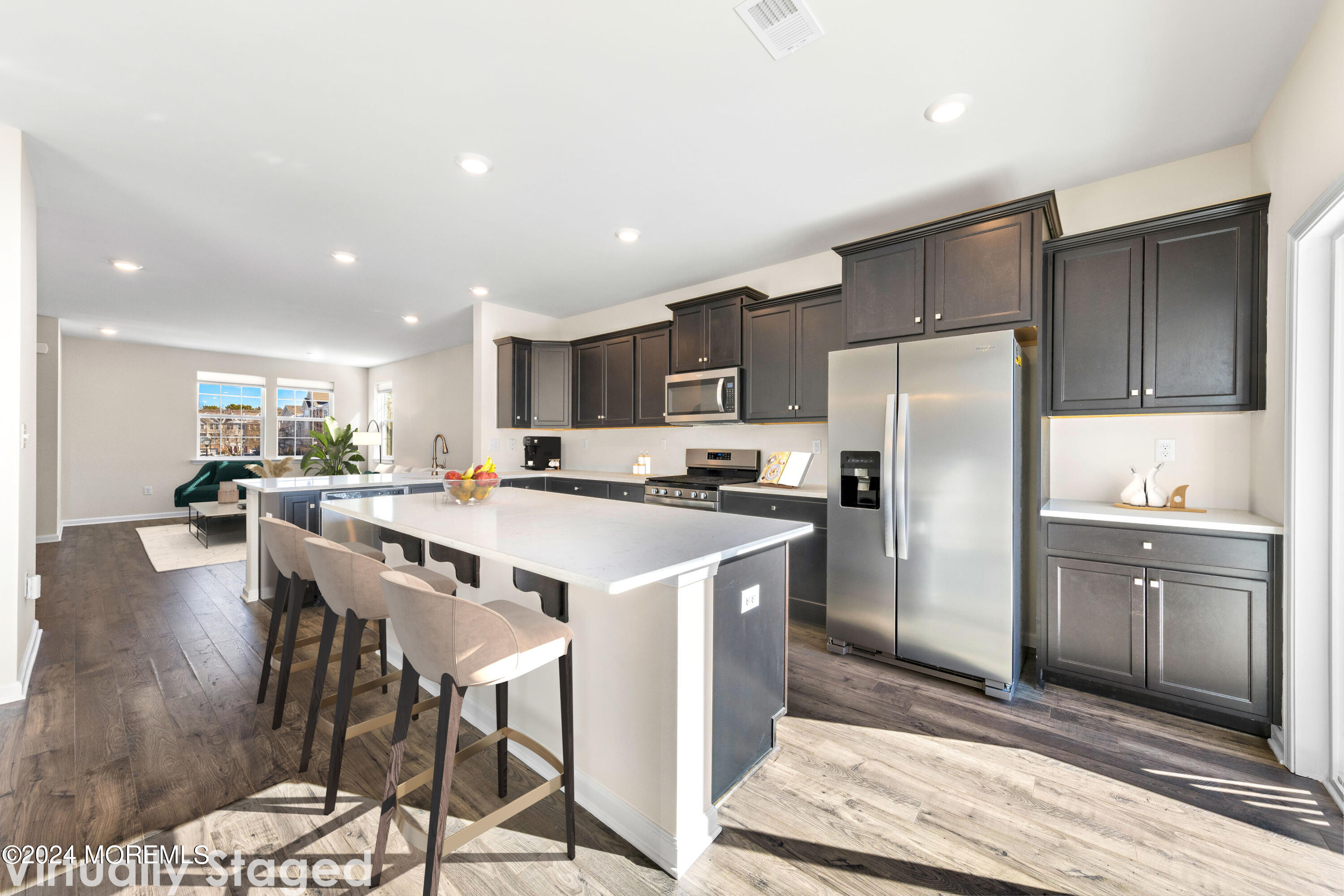 51 Melanie Way, 301