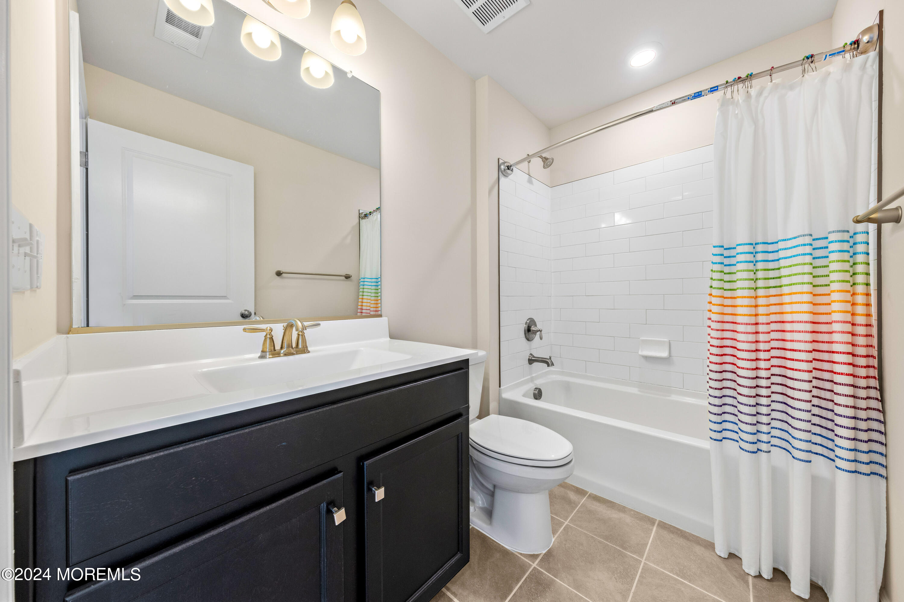 51 Melanie Way, 301