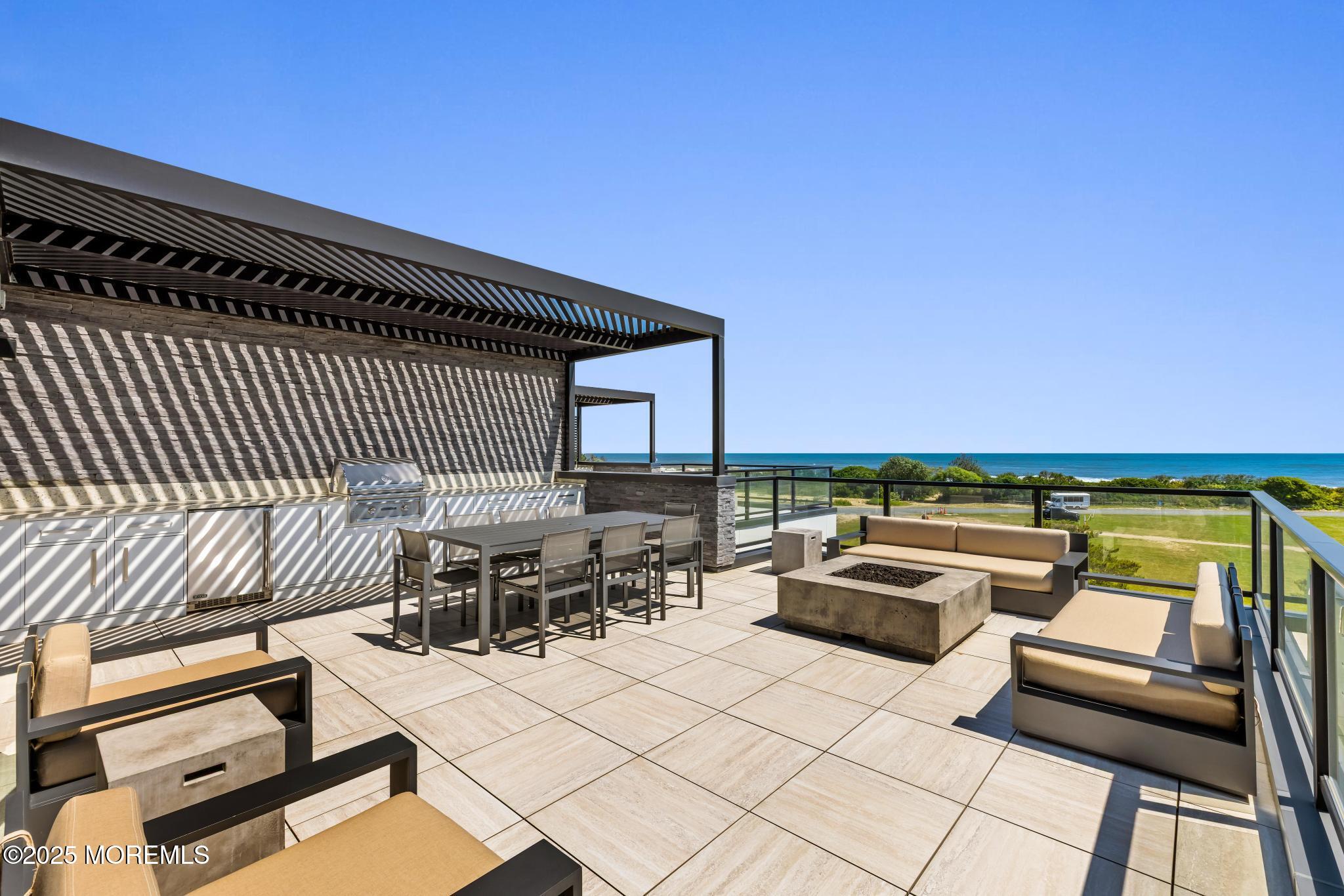 200 Ocean Avenue N, 19