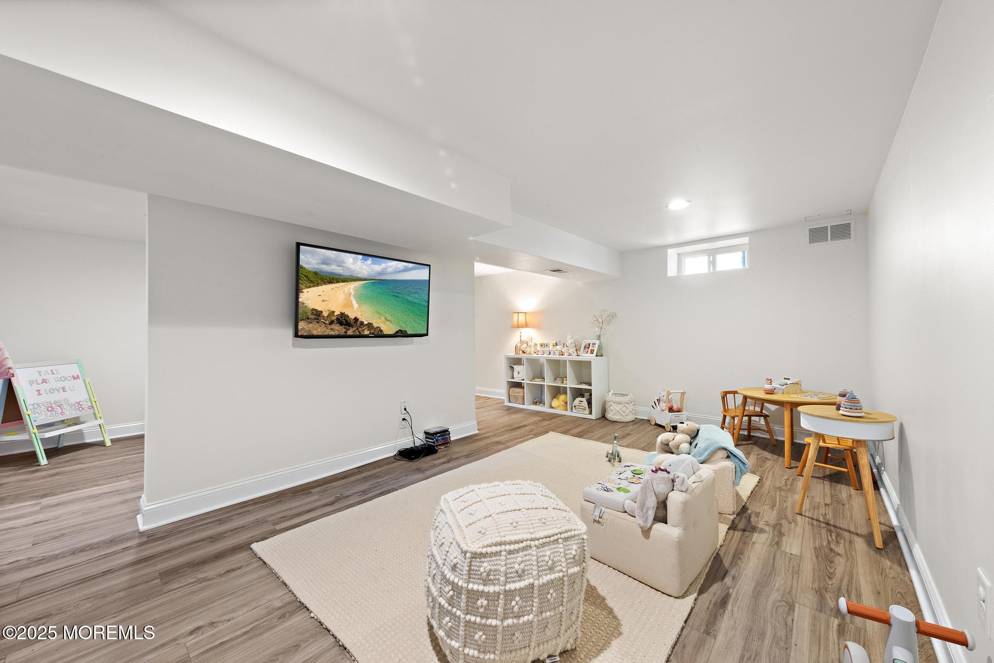 109 Robinson Place
