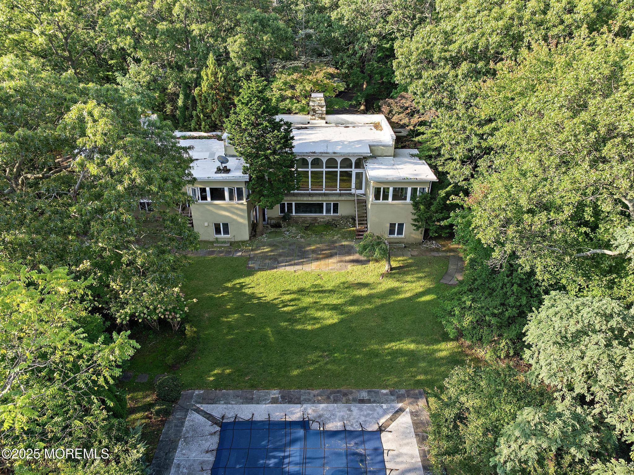 1 Cameron Circle