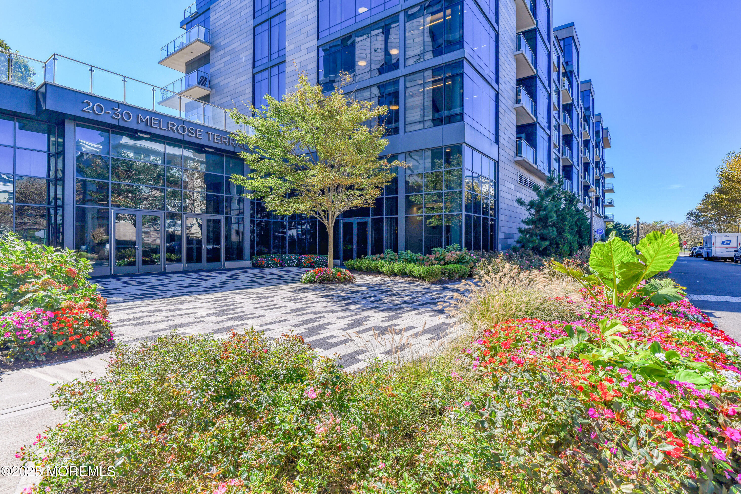 30 Melrose Terrace #303